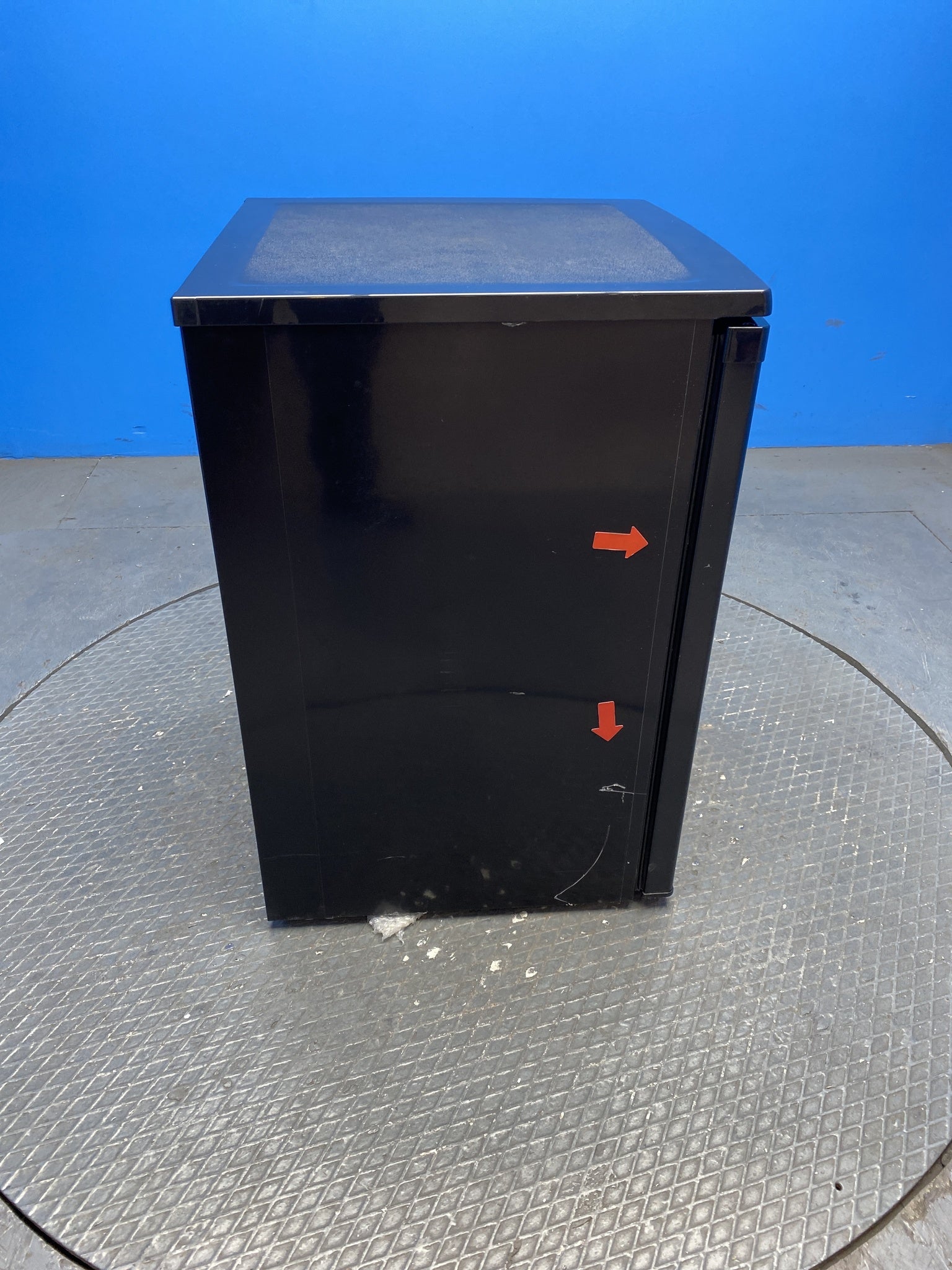 Statesman L255B 113 Litre 55cm Under Counter Fridge