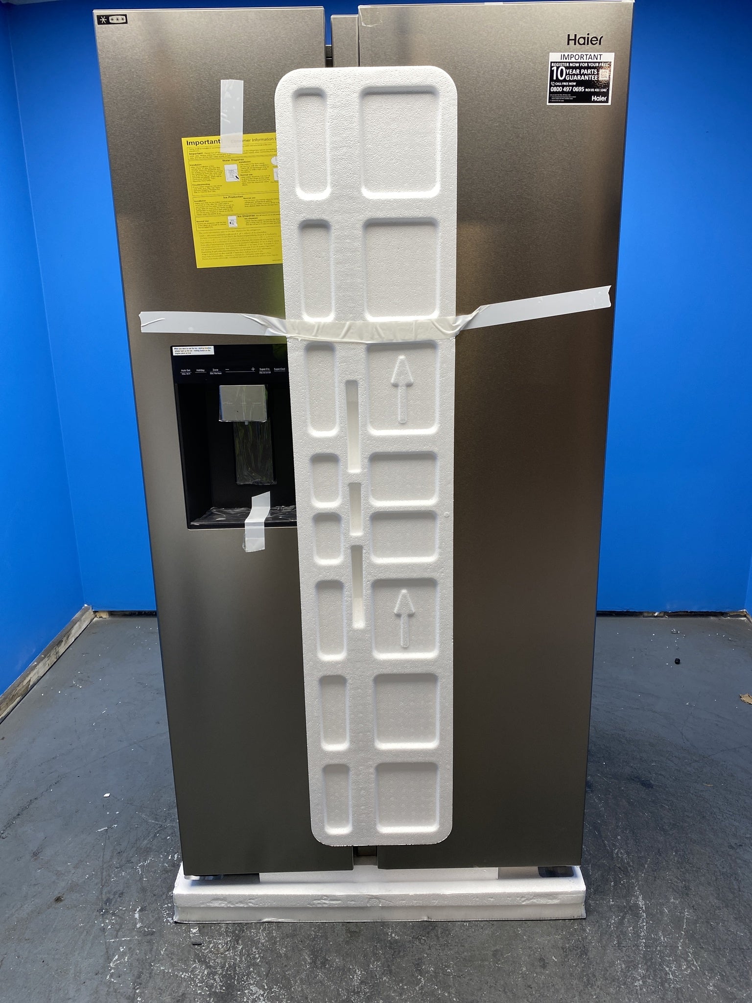 Haier Series 7 HSW79F18CIMM Plumbed American Fridge Freezer