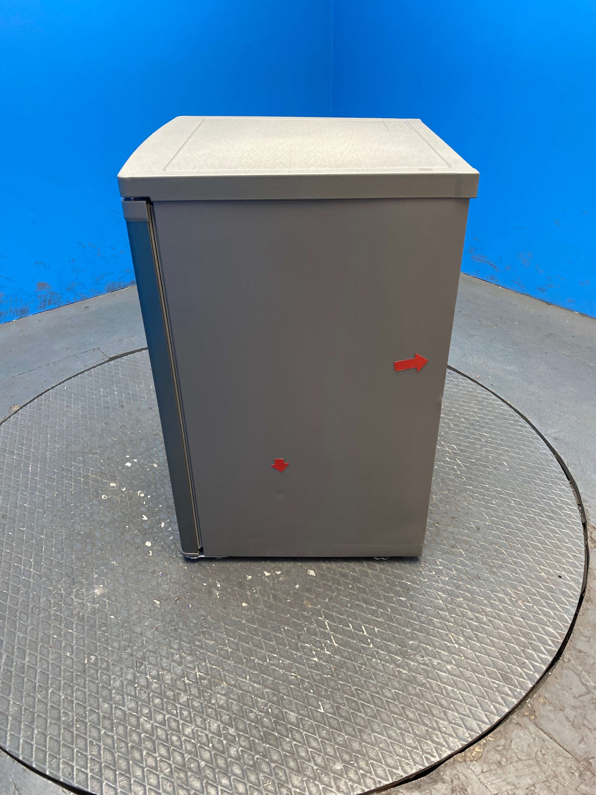 Igenix IG255X 136 Litre Undercounter Fridge