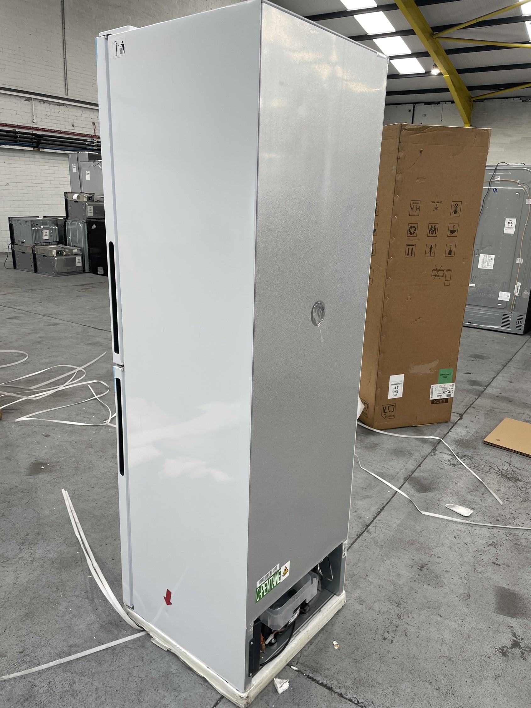 #GRC-157-911 - Hoover HOCT3L517EWK 252 Litre Combi Fridge Freezer