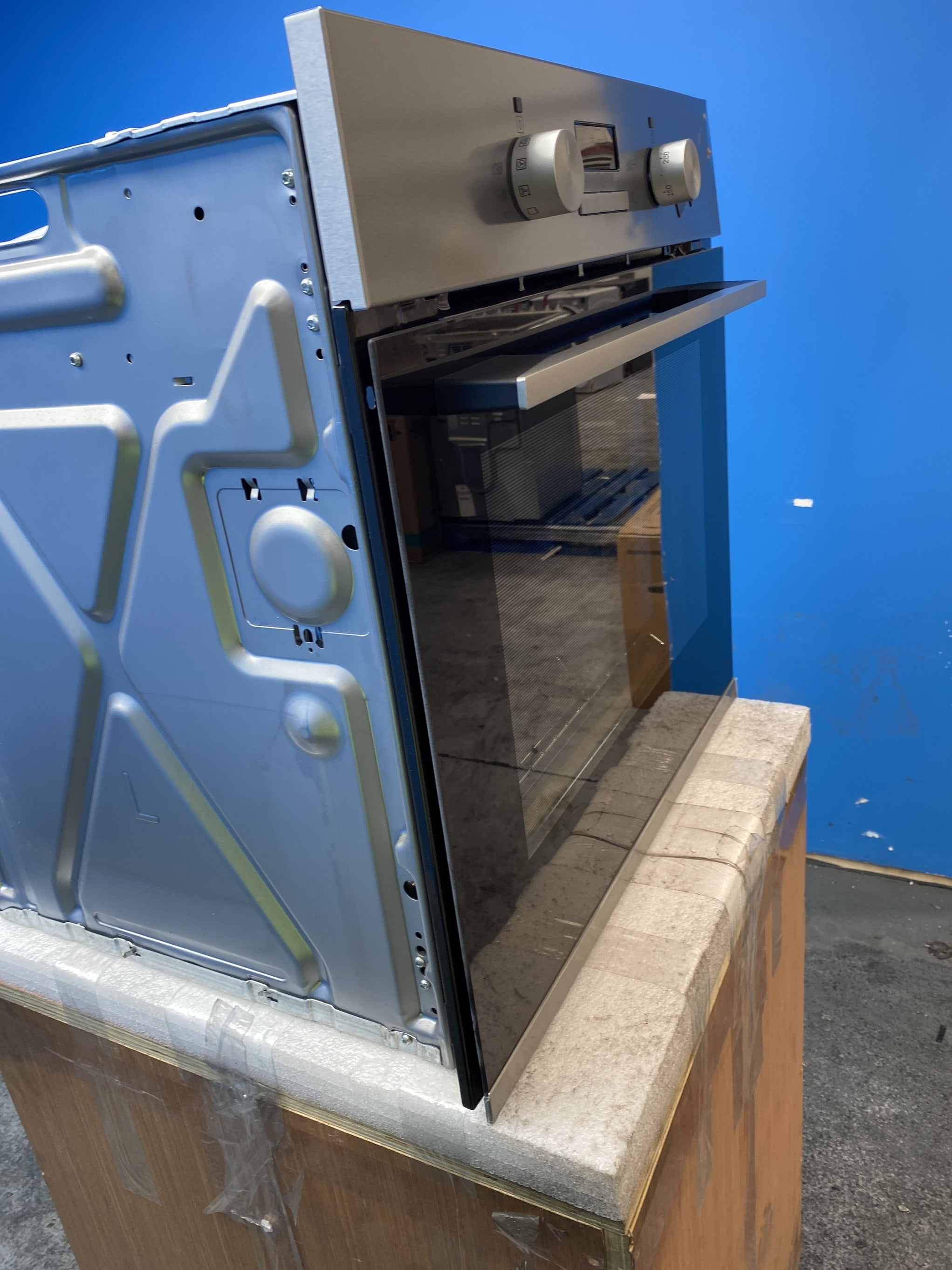 #GRC-155-973 - Electrolux KOFGH00BX 600 SurroundCook Built-In Electric Oven