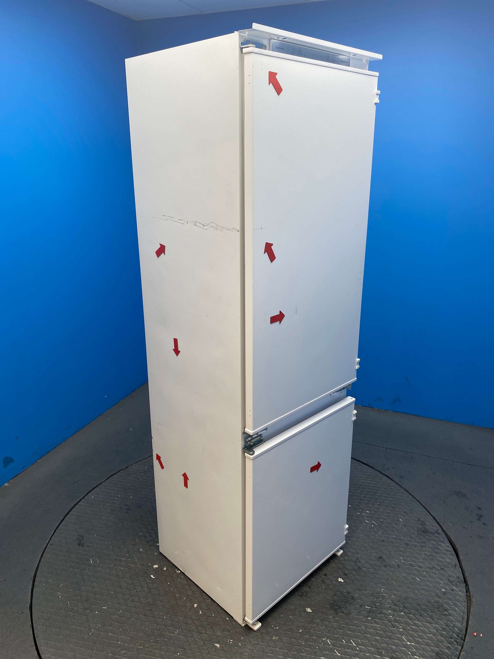 Hisense RIB312F4AWE Integrated 246 Litre Fridge Freezer