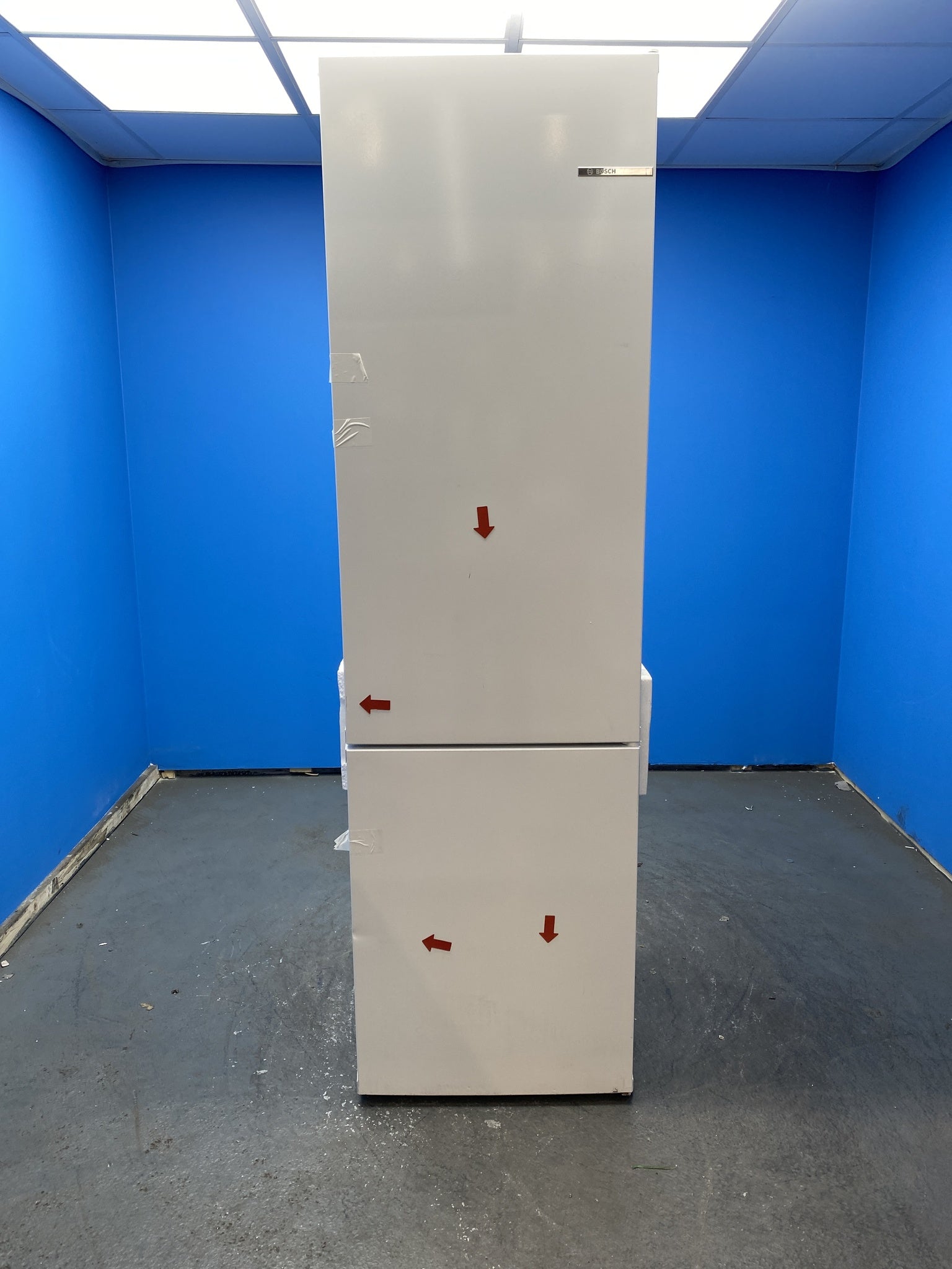 Bosch GSN36VWEPG Series 4 NoFrost 242 Litre Upright Freezer