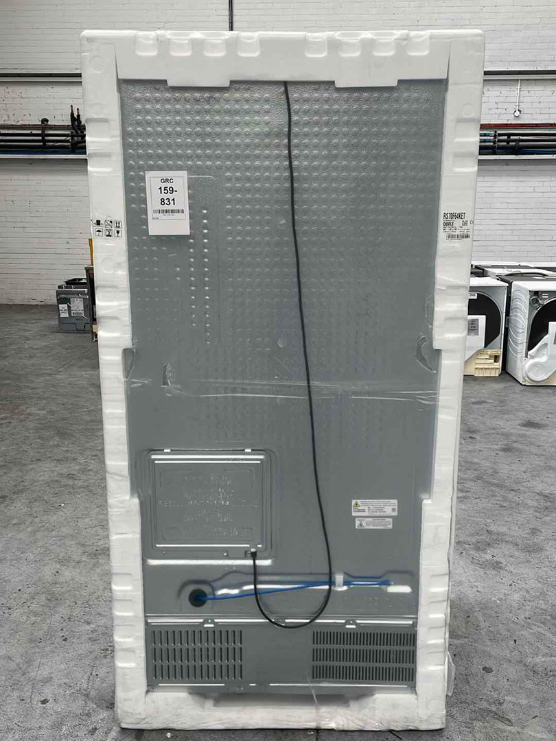 #GRC-159-831 - Samsung SpaceMax RS70F64KETEU Series 6 American Style Fridge Freezer