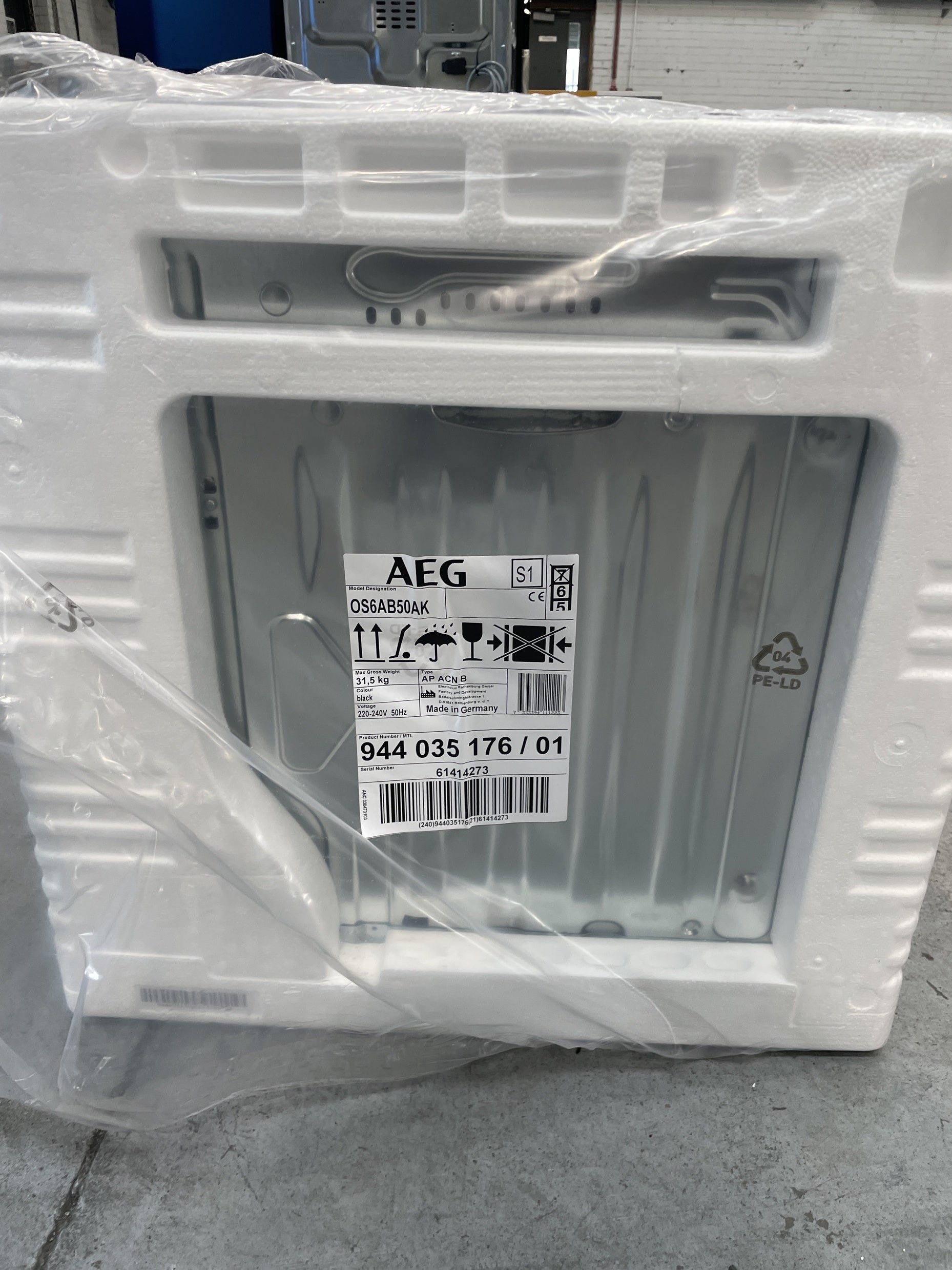 #GRC-158-220 - AEG 6000 SenseCook OS6AB50AK Built-In 71 Litre Single Oven