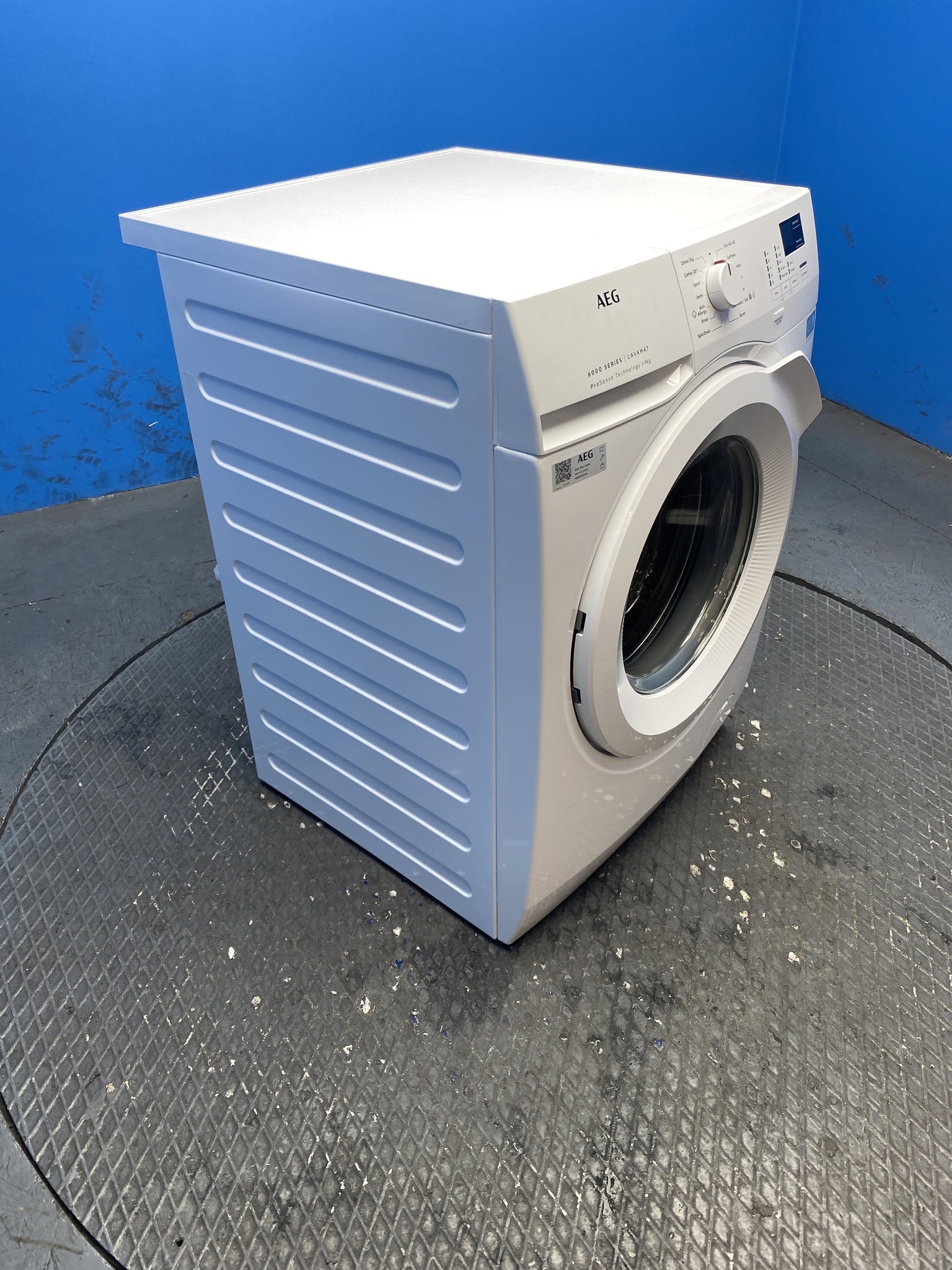 AEG 9kg 1400 Spin Washing Machine with ProSense
