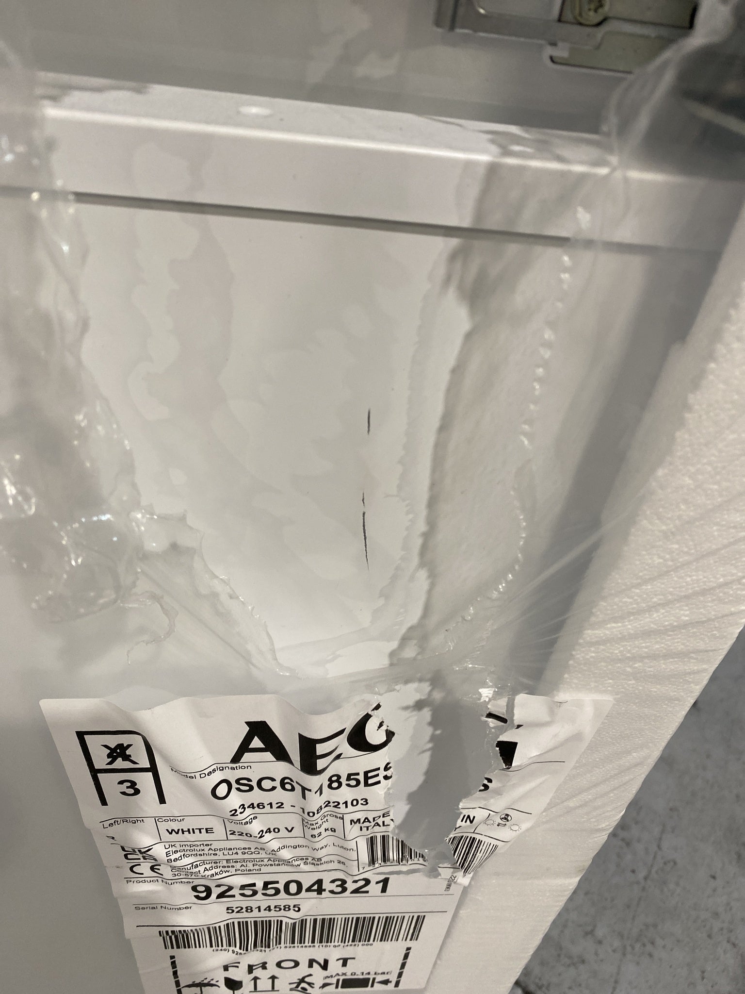 AEG OSC6T185ES 6000 TwinTech Integrated Frost Free Fridge Freezer