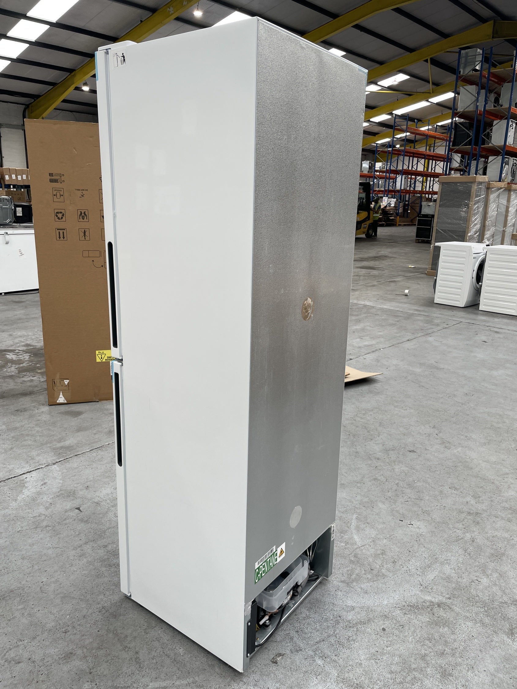 #GRC-158-400 - Candy CCT3L517EWK 252 Litre Combi Fridge Freezer