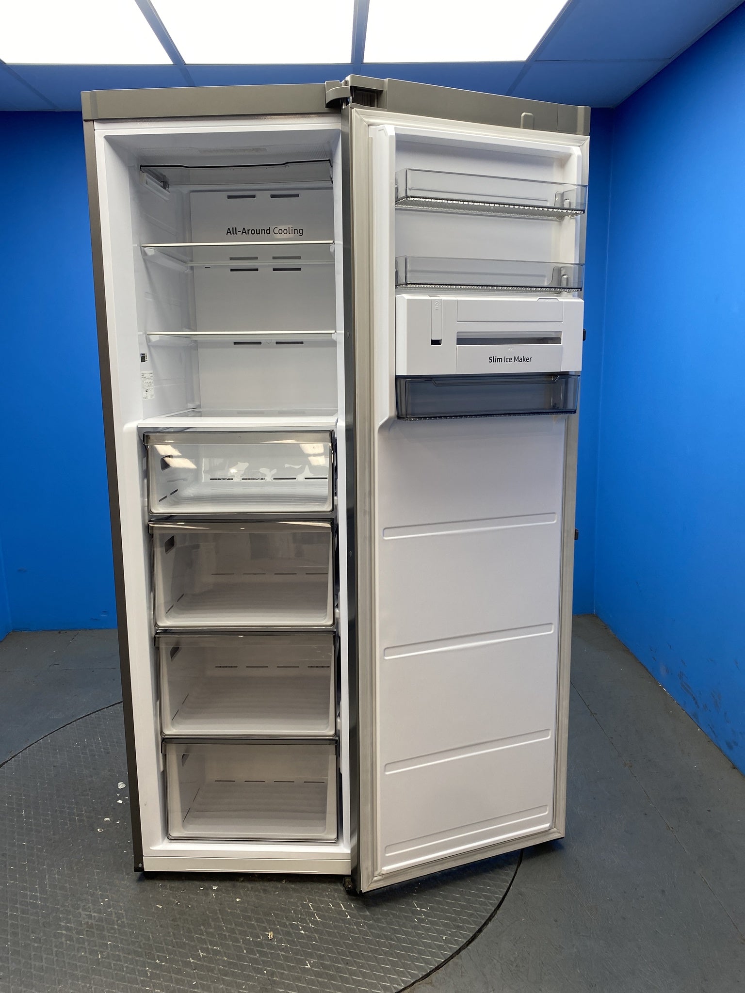 Samsung Bespoke RZ32C7BDES9 323 Litre Tall Freezer with SpaceMax