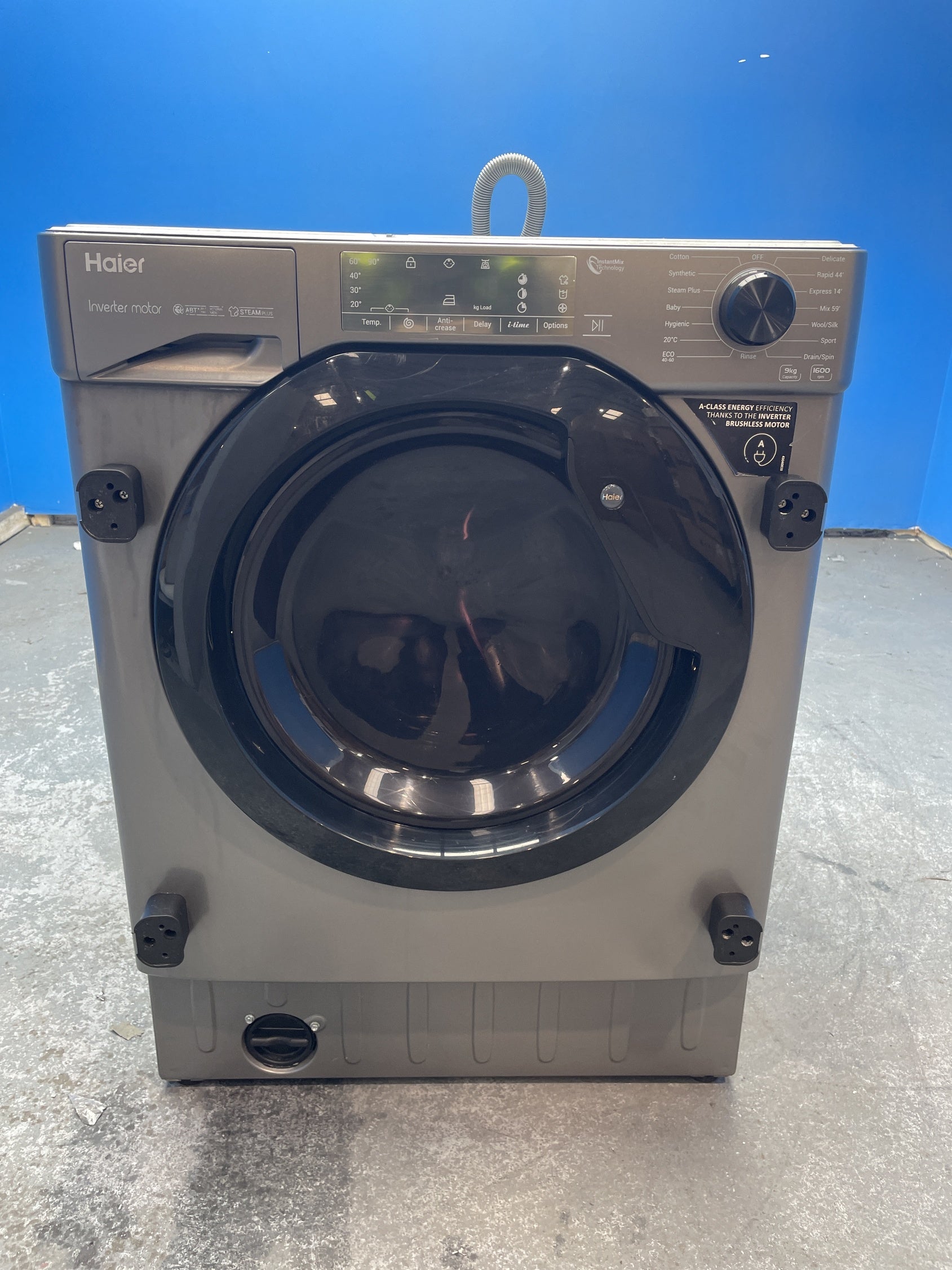 #GRC-155-279 - Haier HWQ90B416FWBR Series 4 Integrated 9kg 1600 Spin Washing Machine