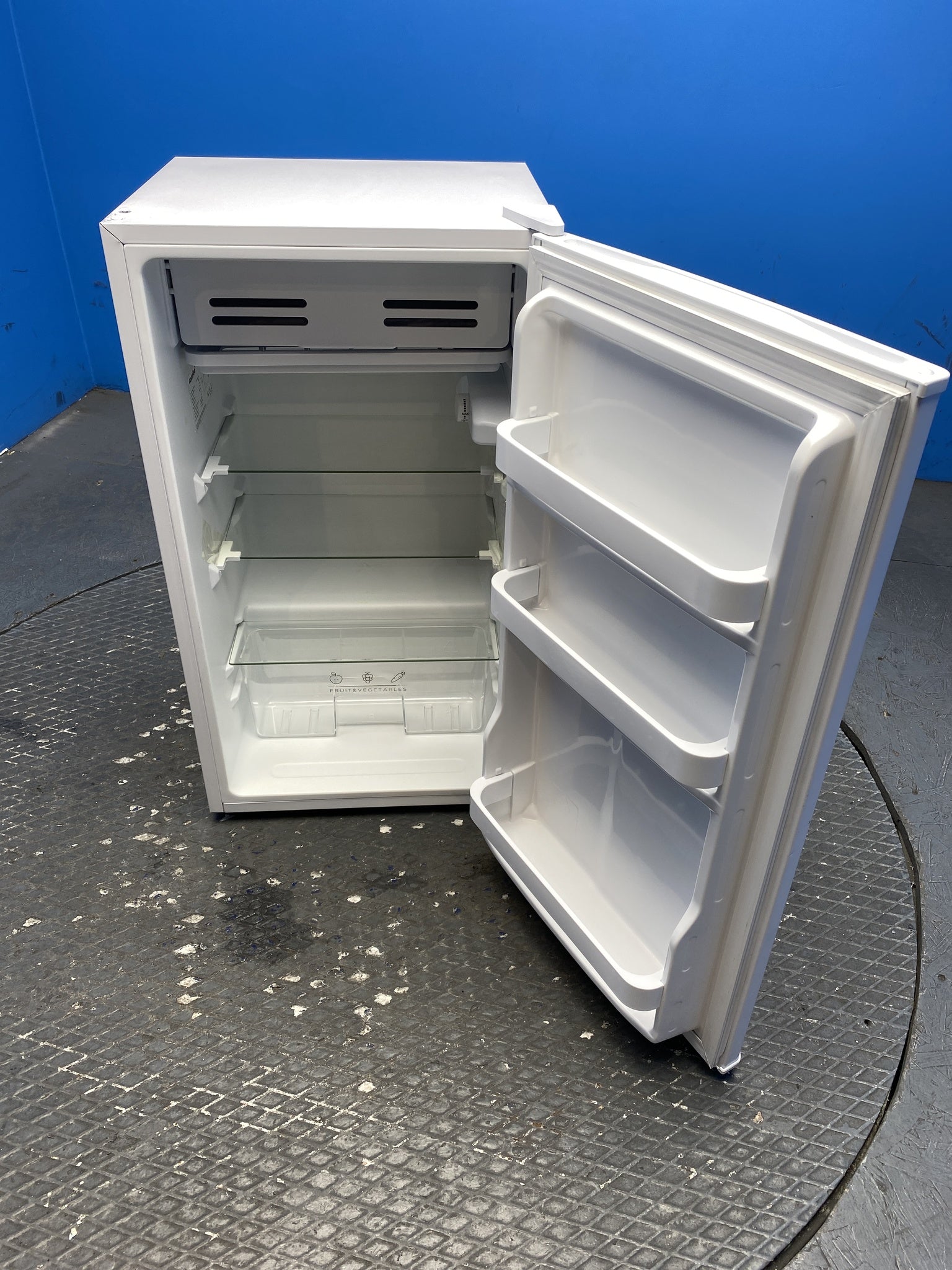 Comfee RCD93WH2(E) Under Counter Fridge with Cooler Box