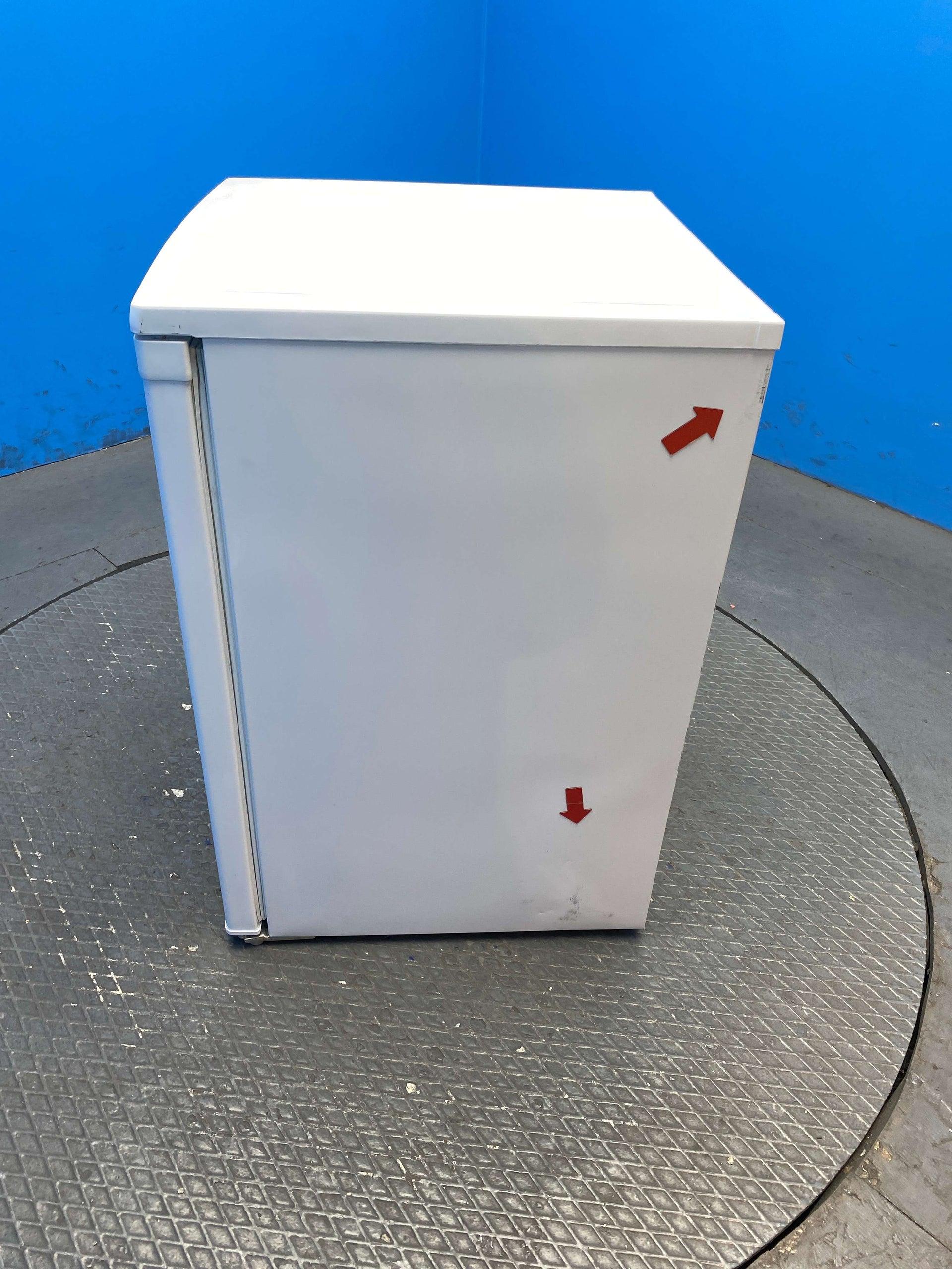 Statesman L255W 113 Litre 55cm Under Counter Fridge