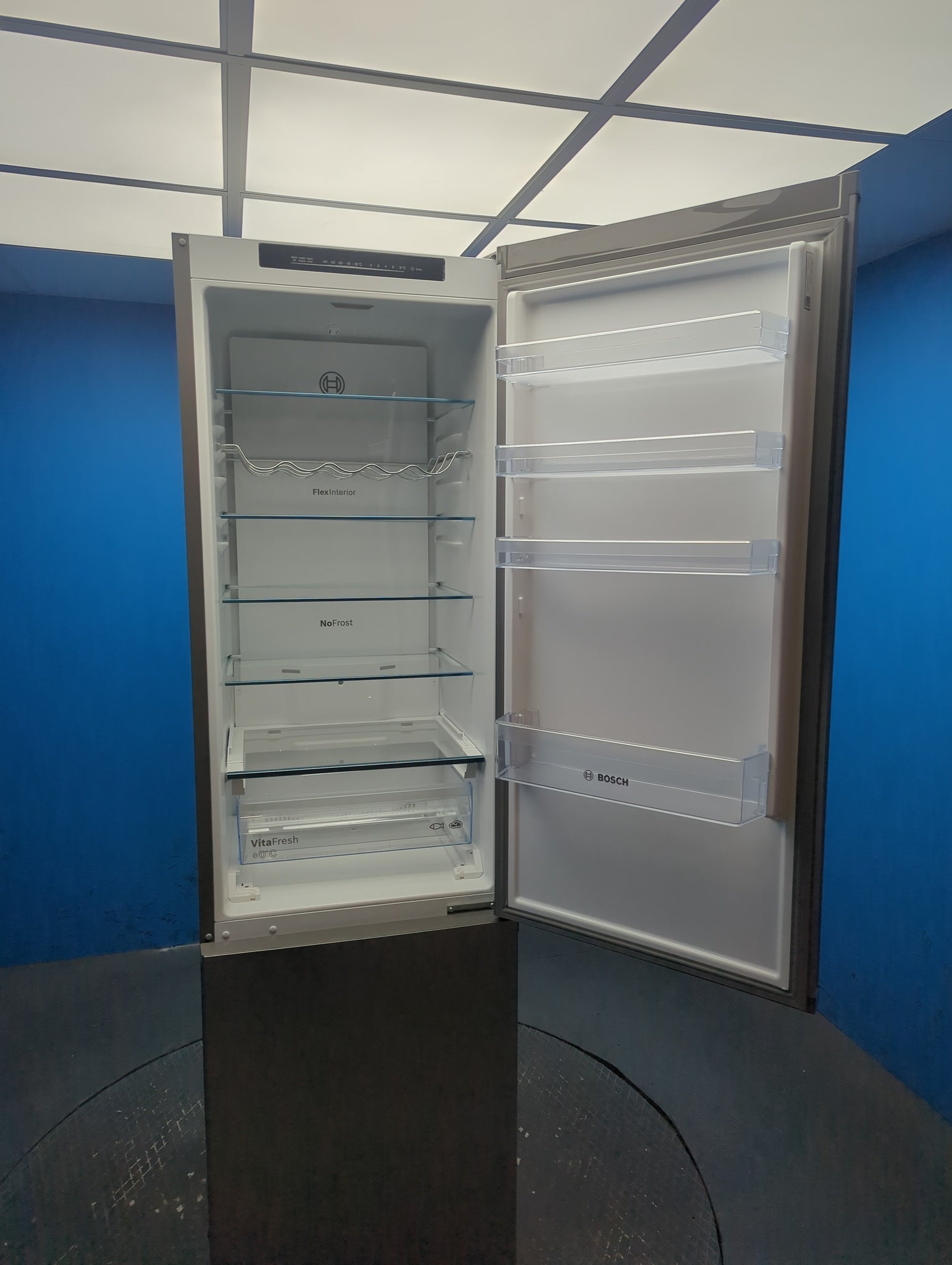 Bosch Series 4 KGN392LDFG 363L No Frost Fridge Freezer