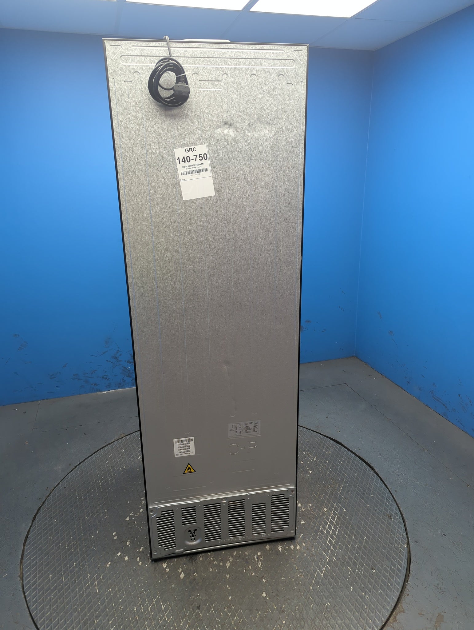 Haier HTW5618EWMP 357L Series 5 60cm 3D No Frost Fridge Freezer