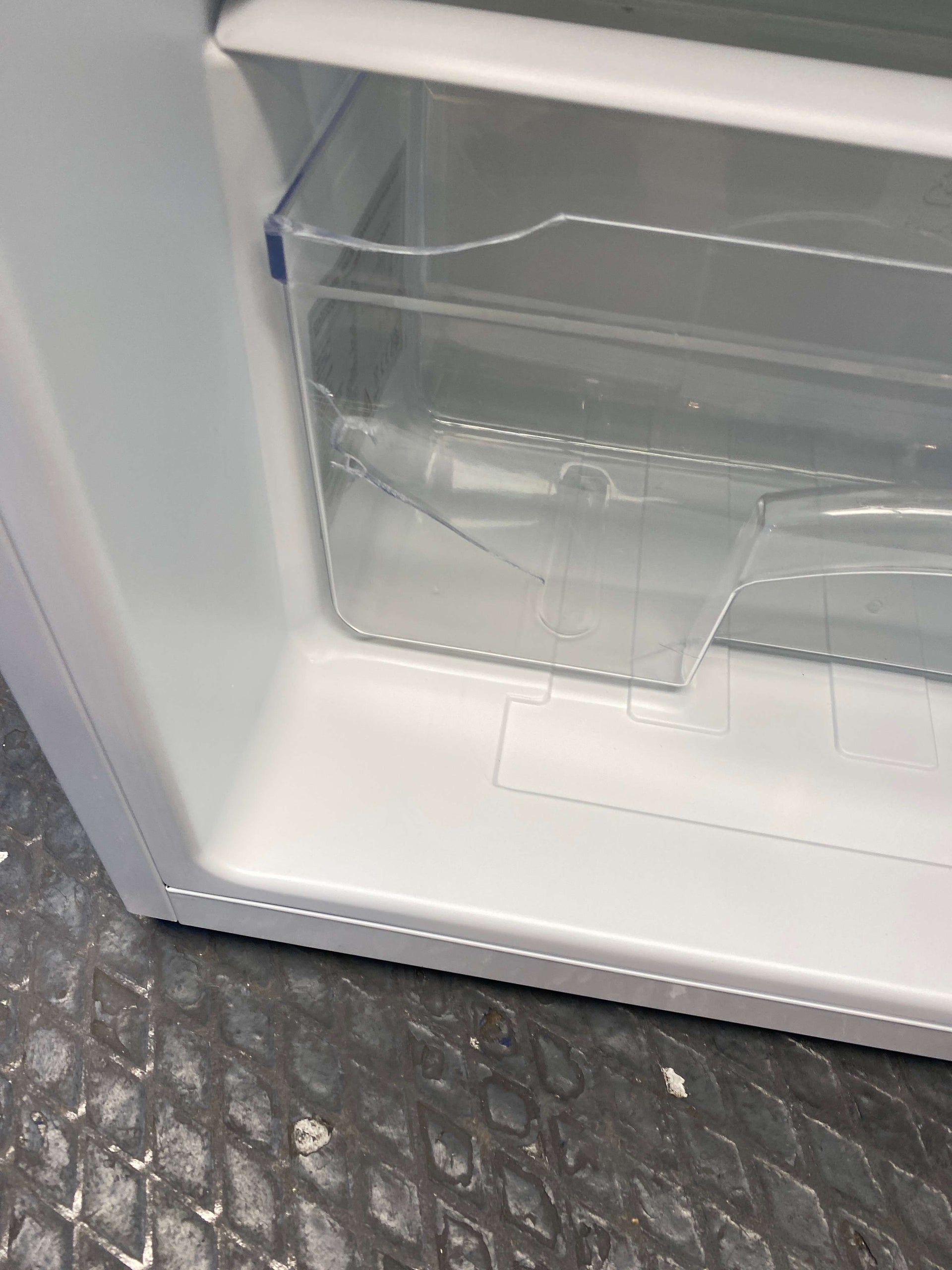 Statesman L255W 113 Litre 55cm Under Counter Fridge