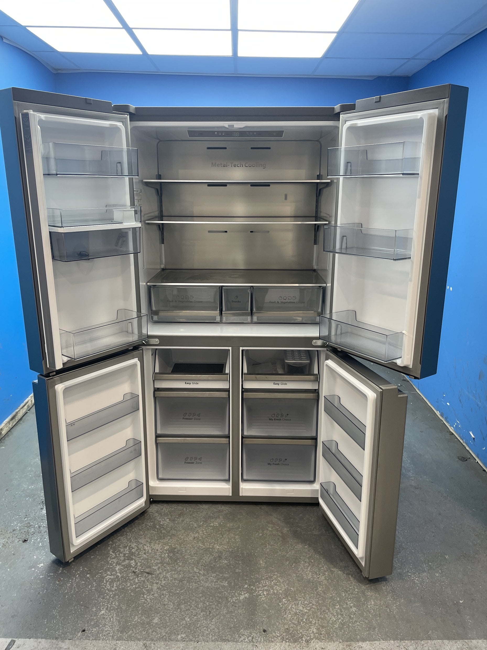 #GRC-143-630 - Hisense PureFlat RQ758N4SWSE Multi Door American Fridge Freezer