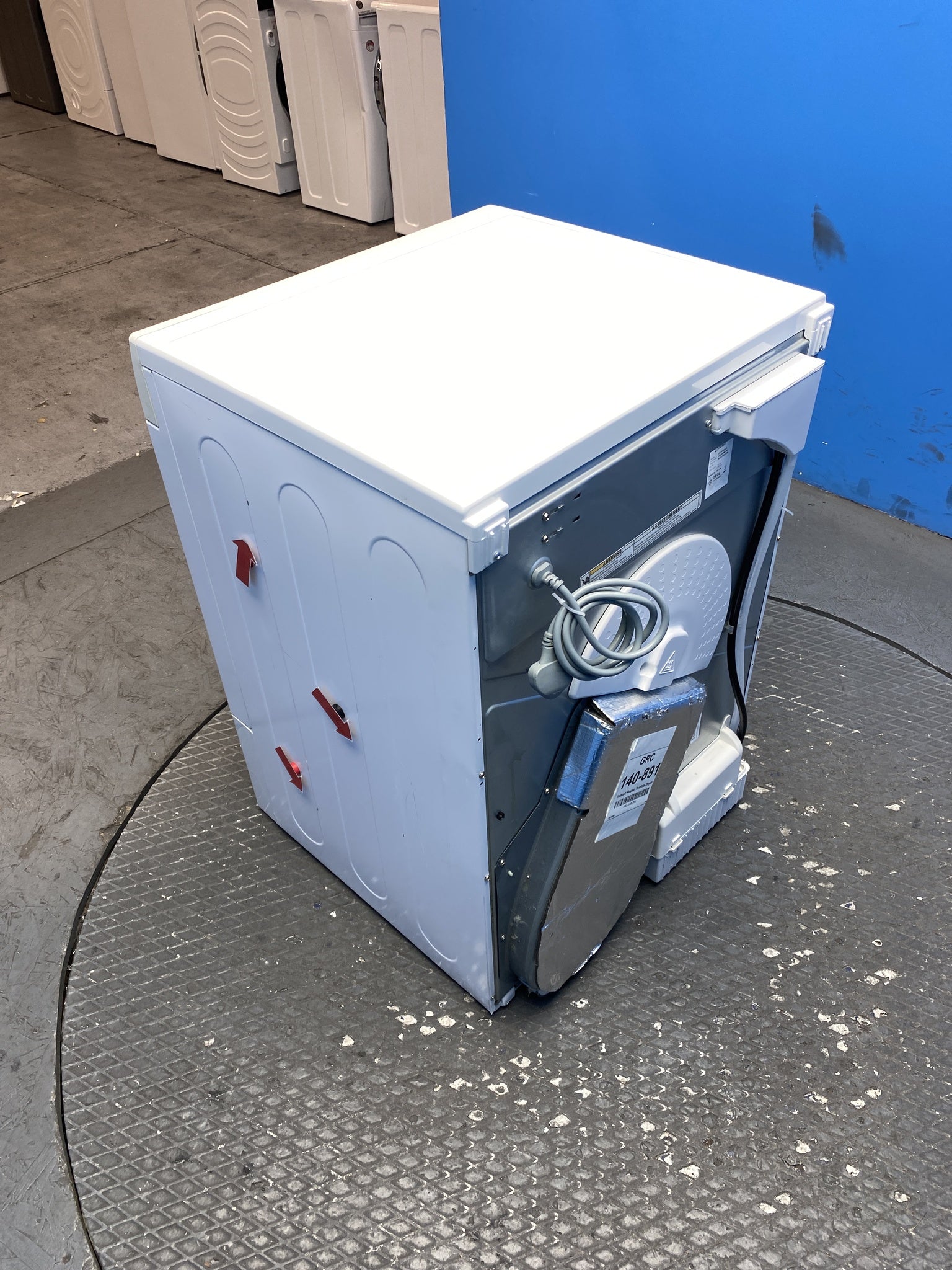 Indesit I2D81WUK 8kg Condenser Tumble Dryer with Turn&Go