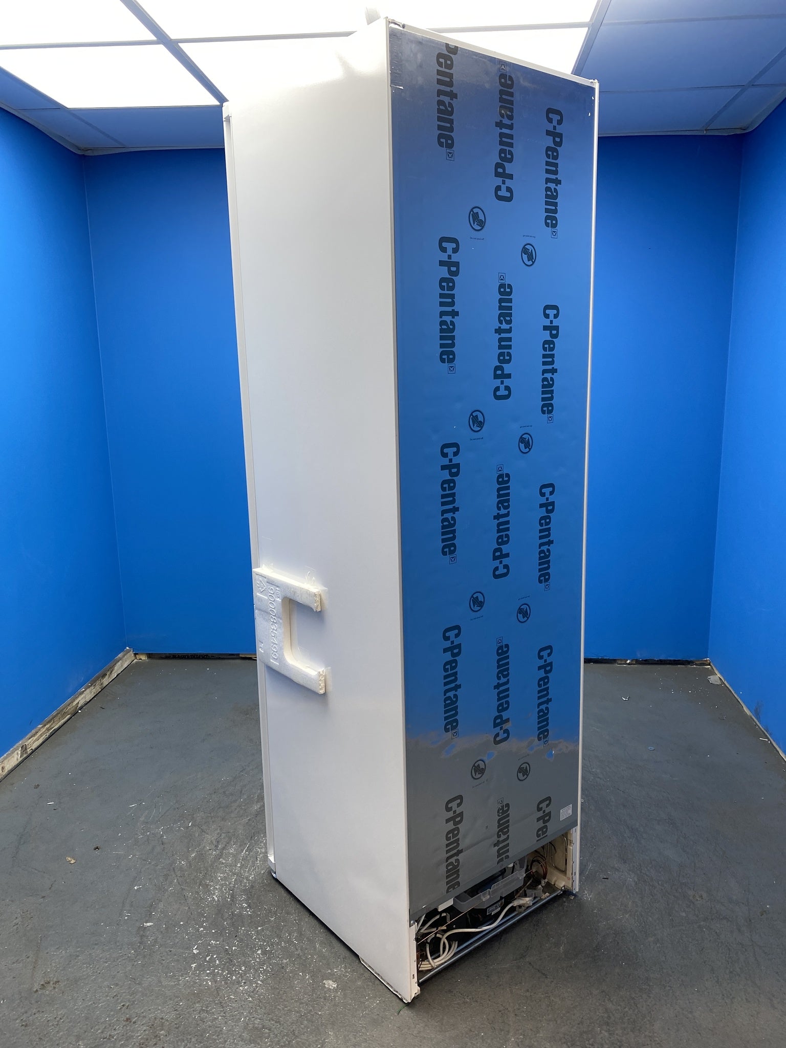 Bosch GSN36VWEPG Series 4 NoFrost 242 Litre Upright Freezer