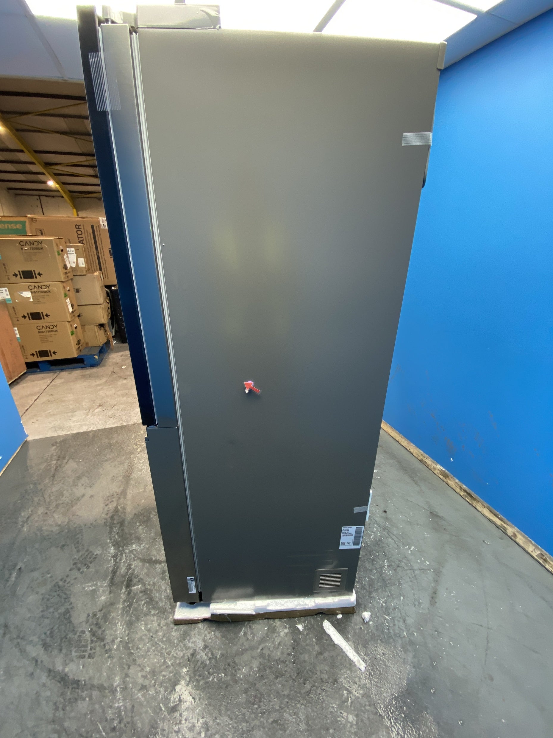 LG GSXE81PYBD InstaView American Style Fridge Freezer