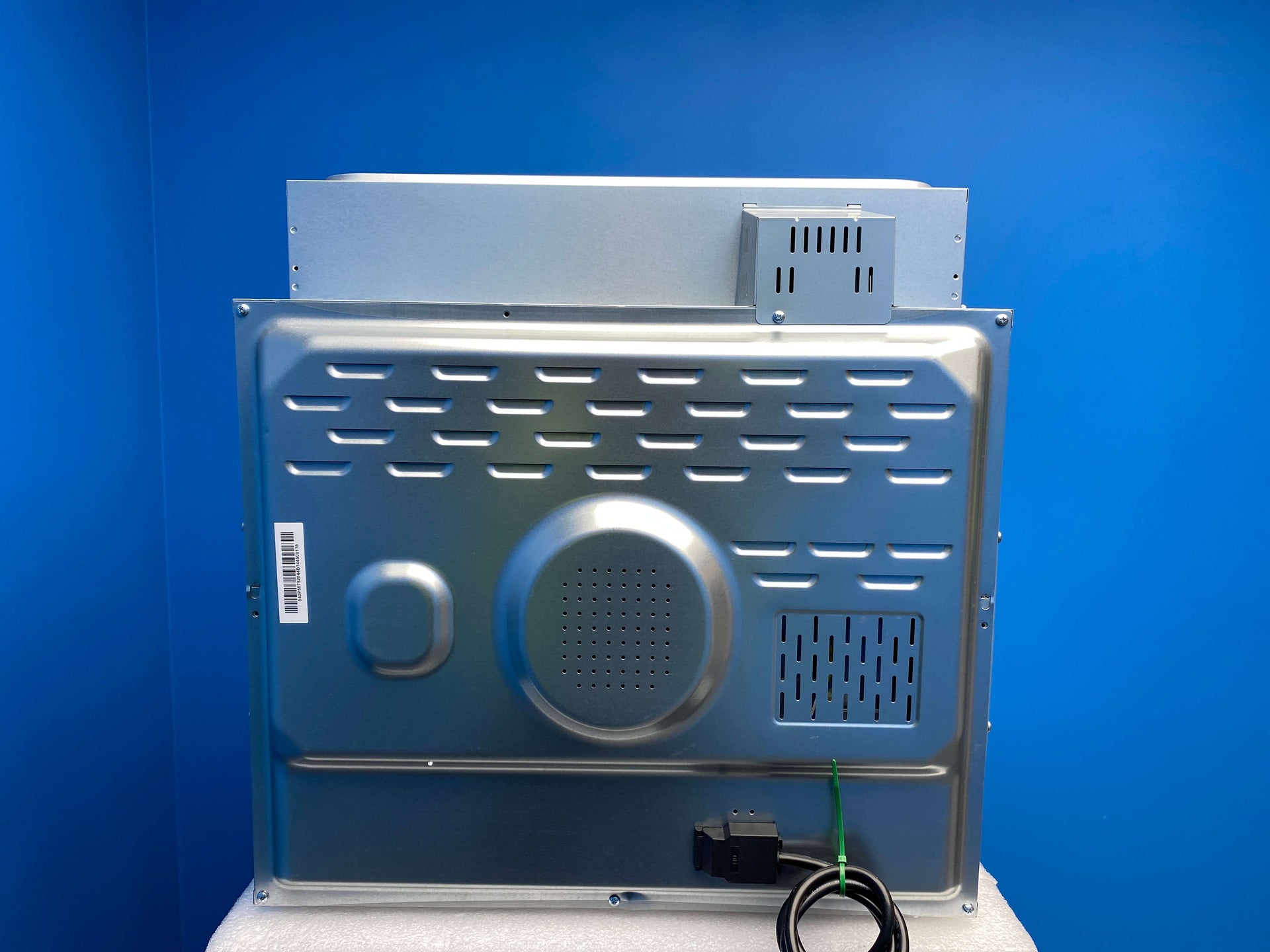 Russell Hobbs RHFEO7004B 70L Built-in Electric Fan Oven