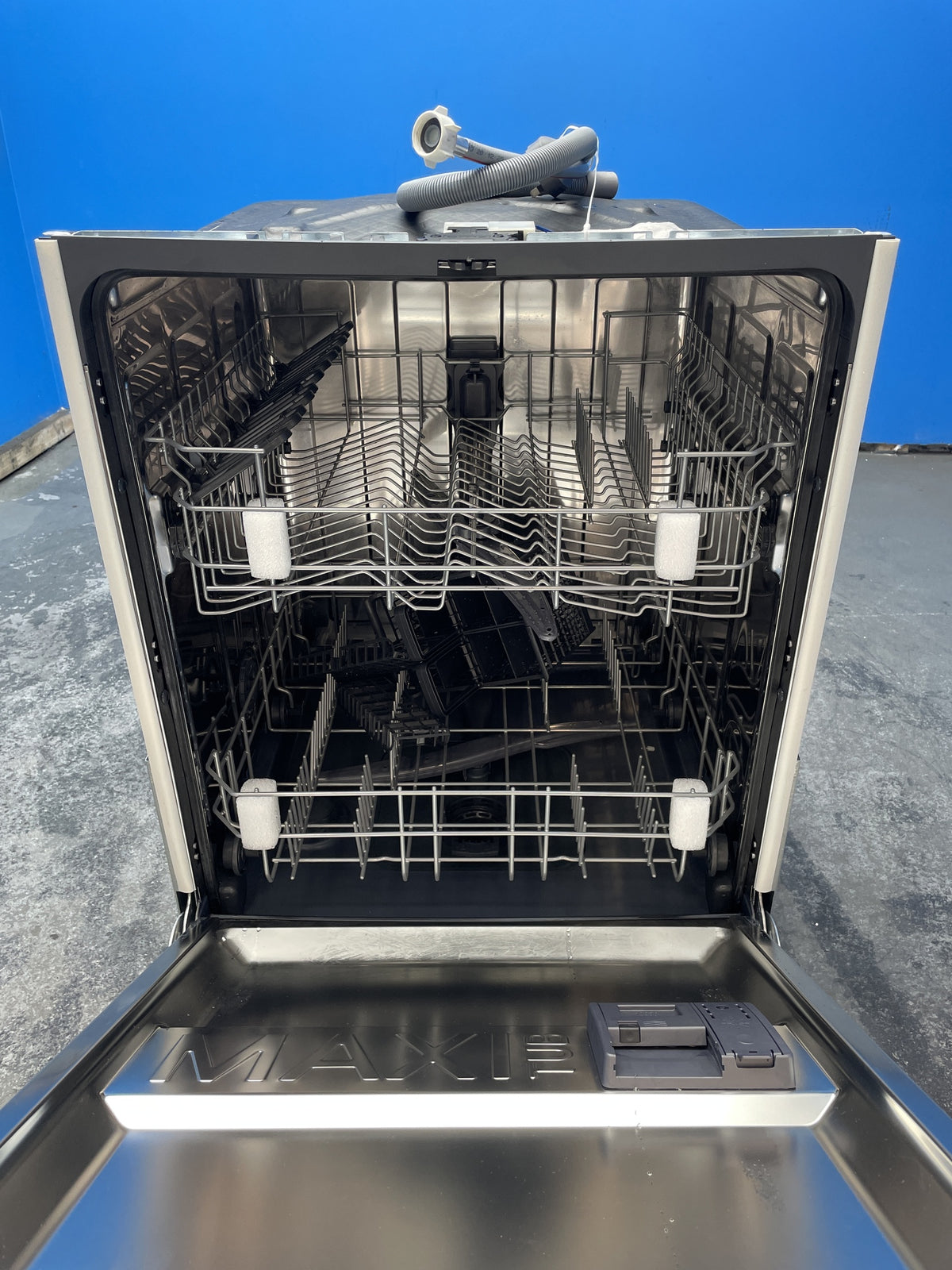 #GRC-163-366 - Candy 60cm Integrated Dishwasher – 13 Place Settings, E Rated