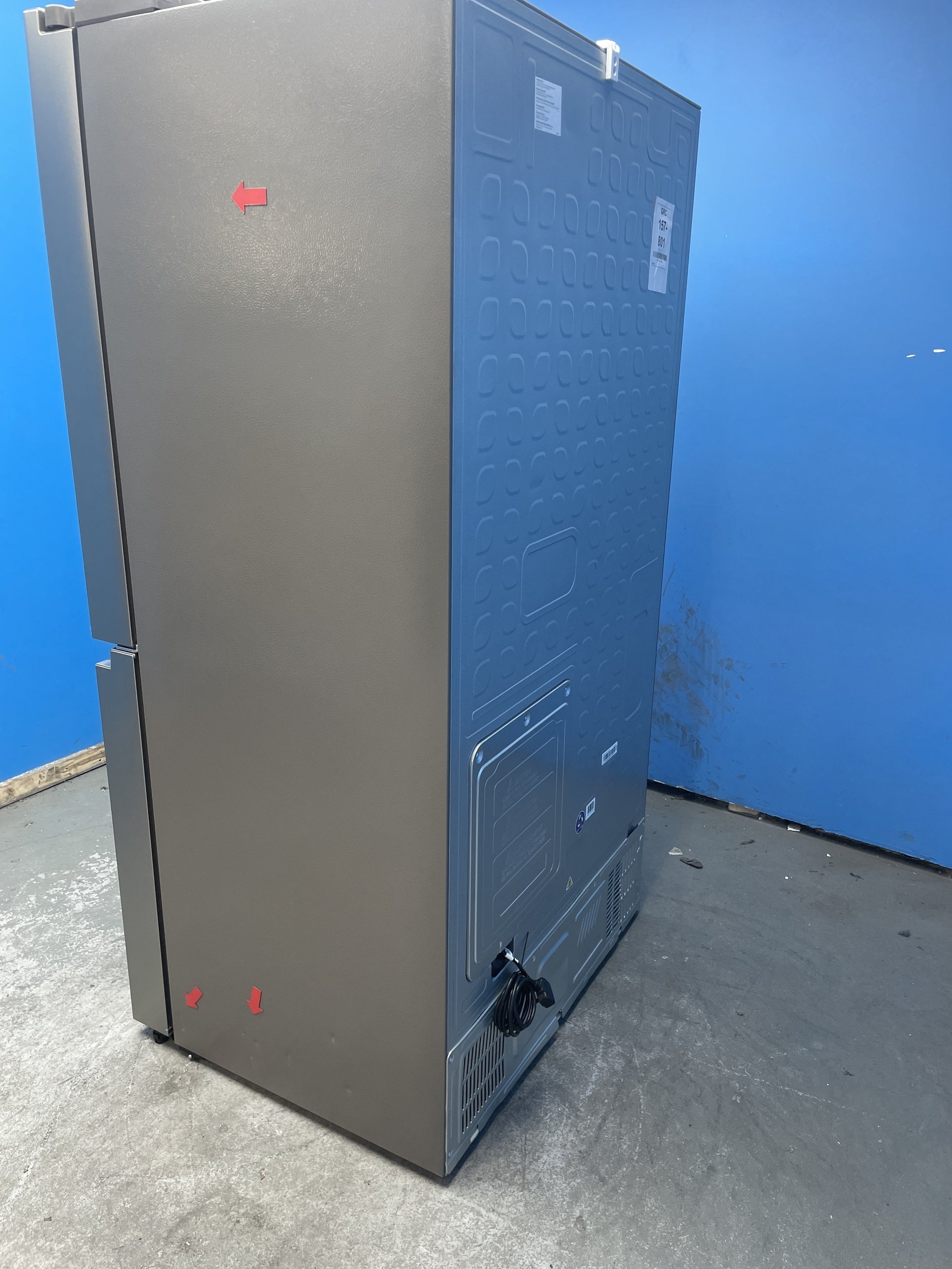 #GRC-157-801 - Hisense PureFlat RQ758N4SASE 609L American Style Fridge Freezer