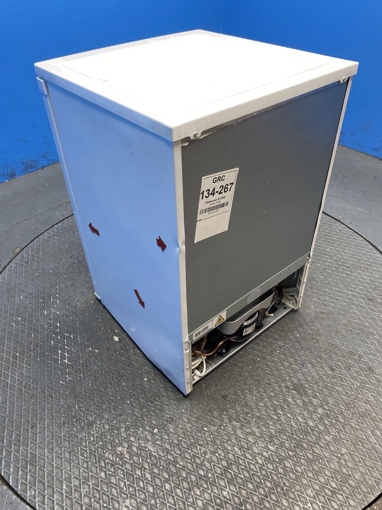 Statesman R155W 55cm Under Counter Fridge