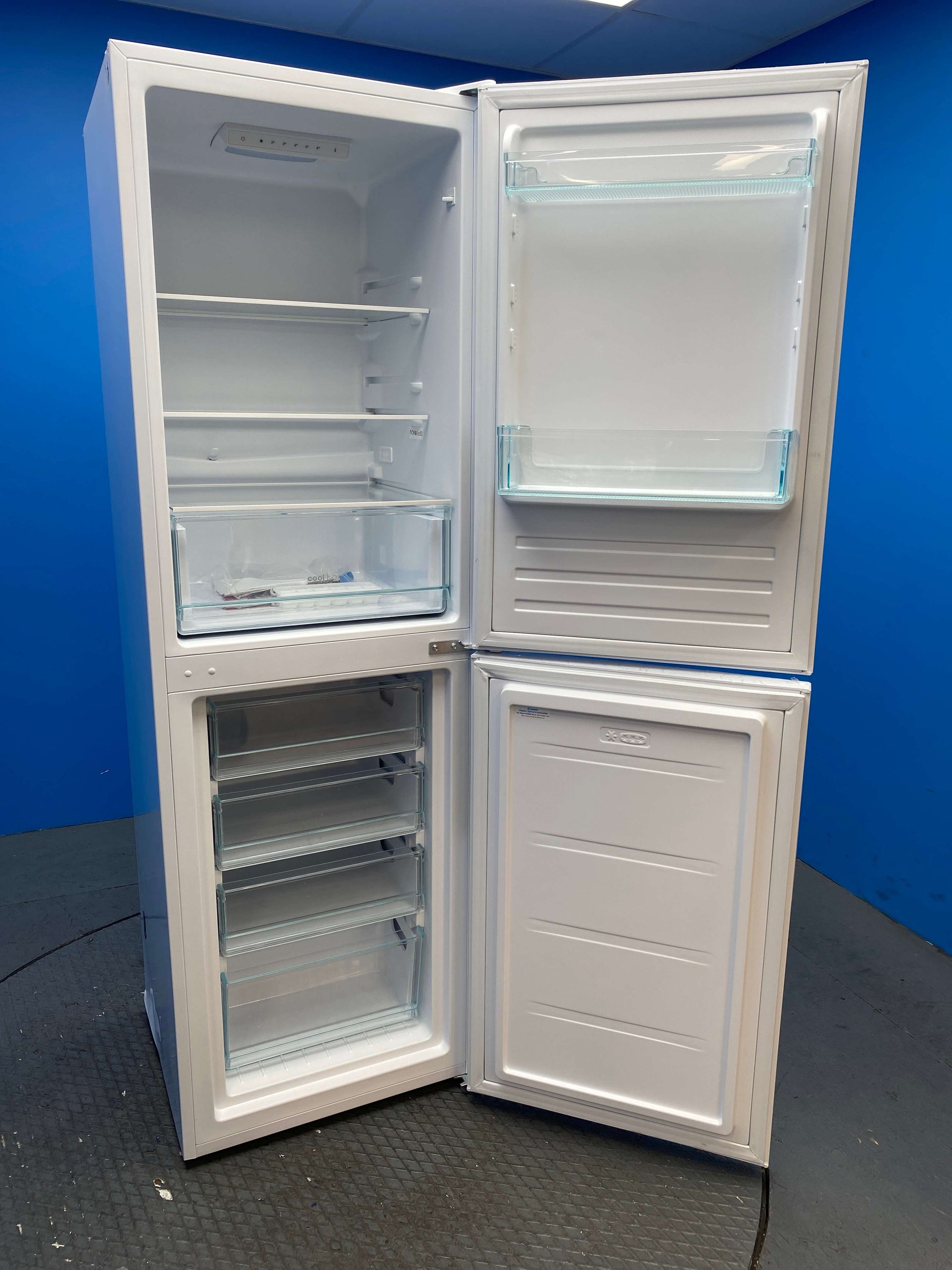 Candy CCT3L517EWK 252 Litre Combi Fridge Freezer