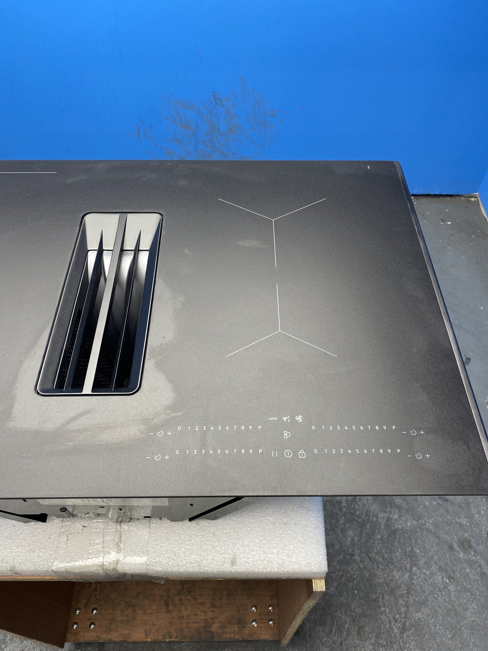 #GRC-154-100 - AEG 6000 NCH84B03AZ SaphirMatt 80cm Induction Extractor Hob