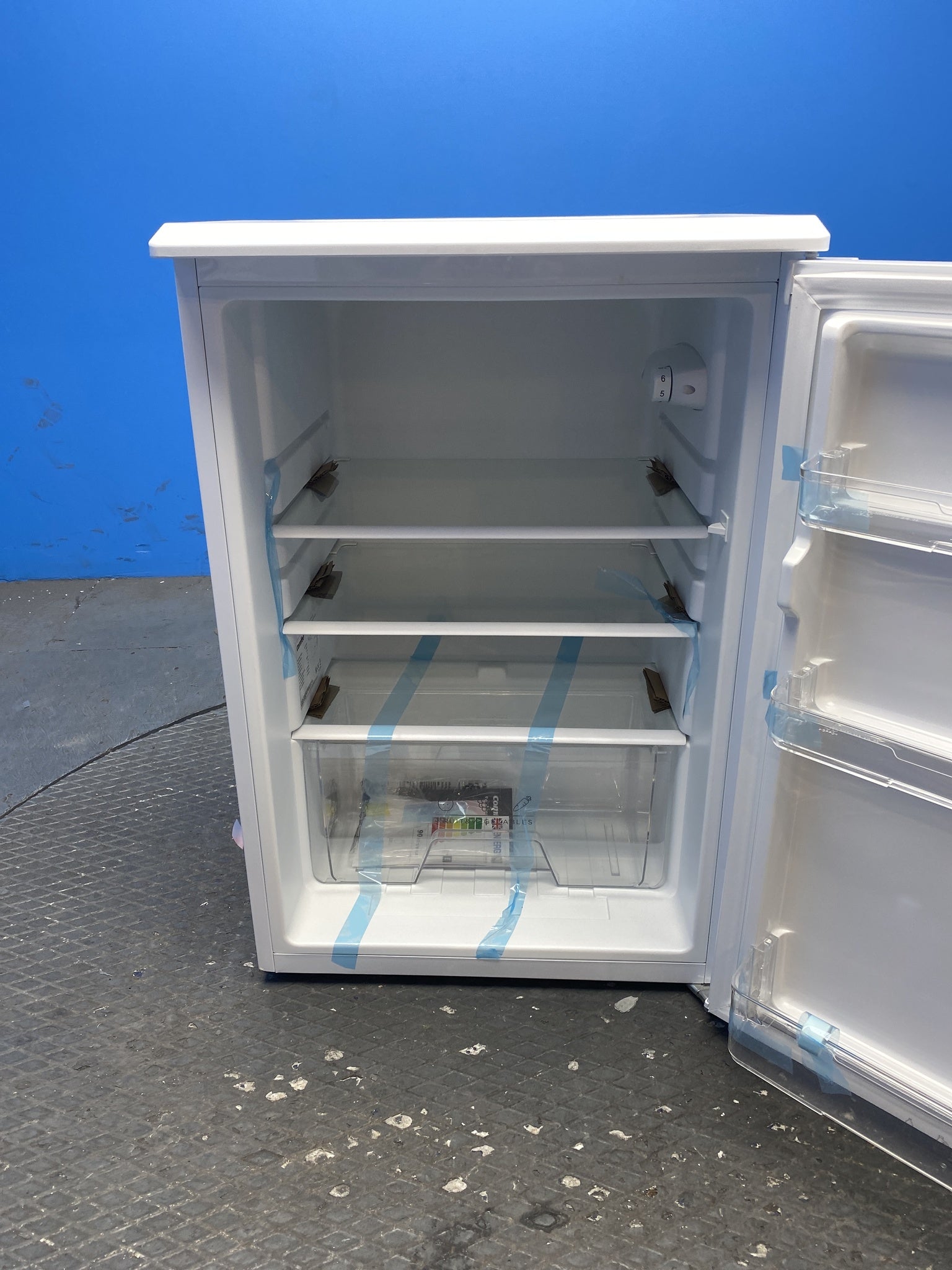 COMFEE' RCD133WH2(E) 131L Under-Counter Larder Fridge