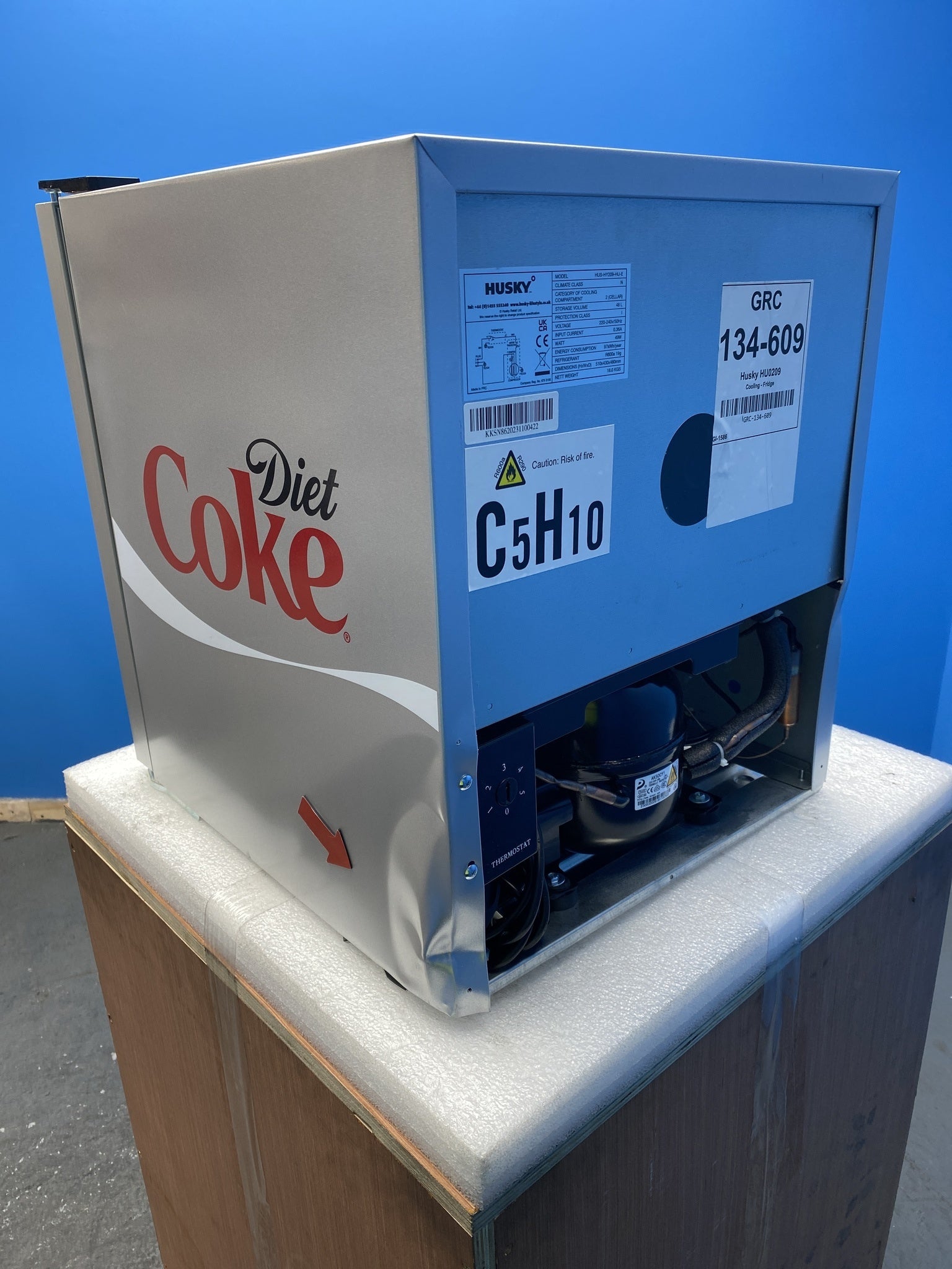 Husky HU0209 Diet Coke Drinks Cooler