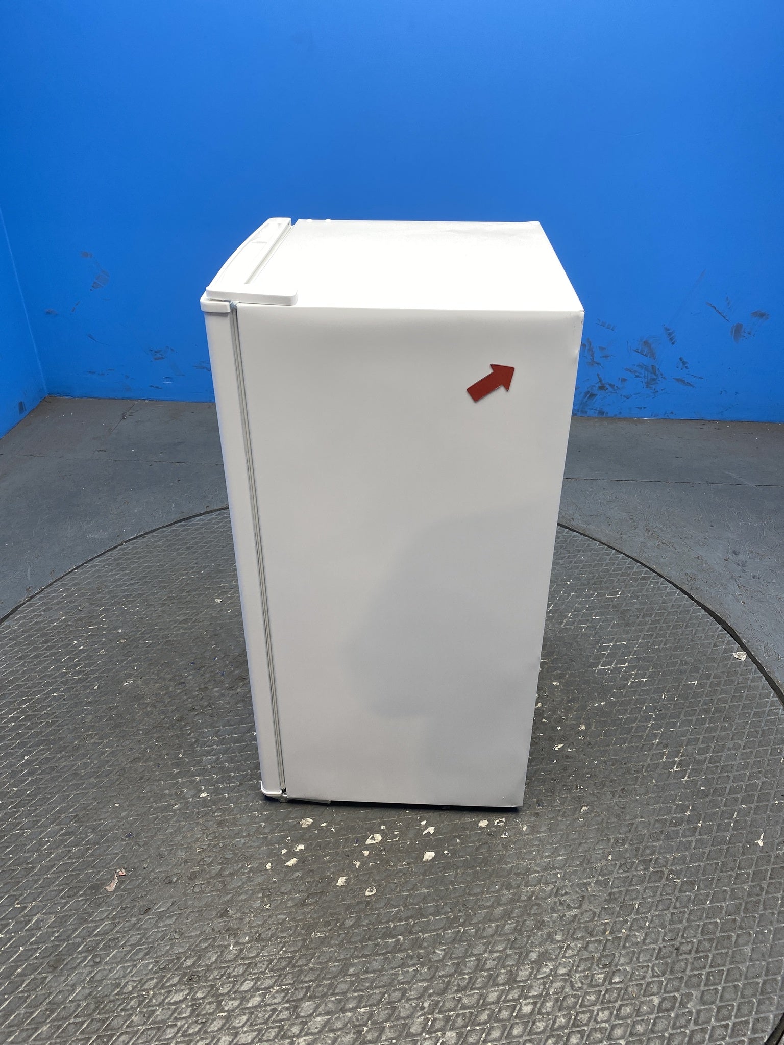 Statesman UC47LFW 93 Litres Under Counter Fridge