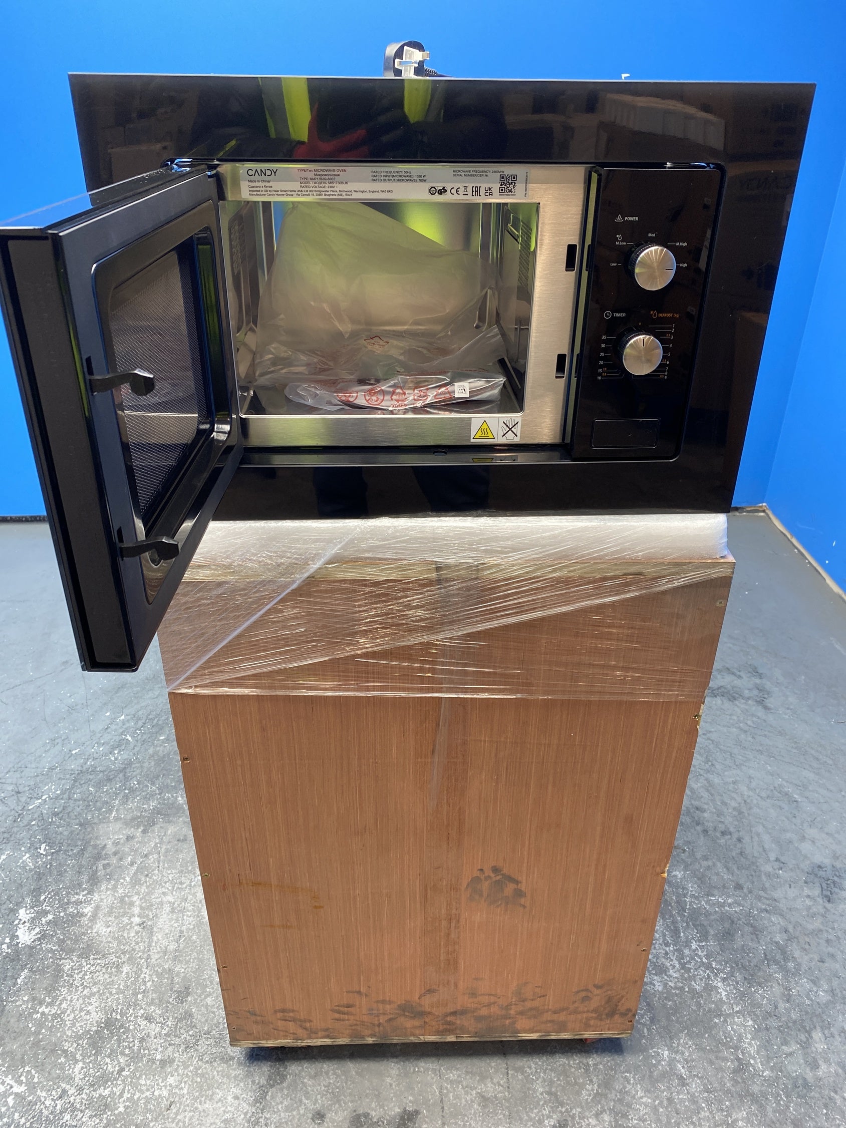 Candy MIS1730BUK 1000W Built-in 17L Microwave