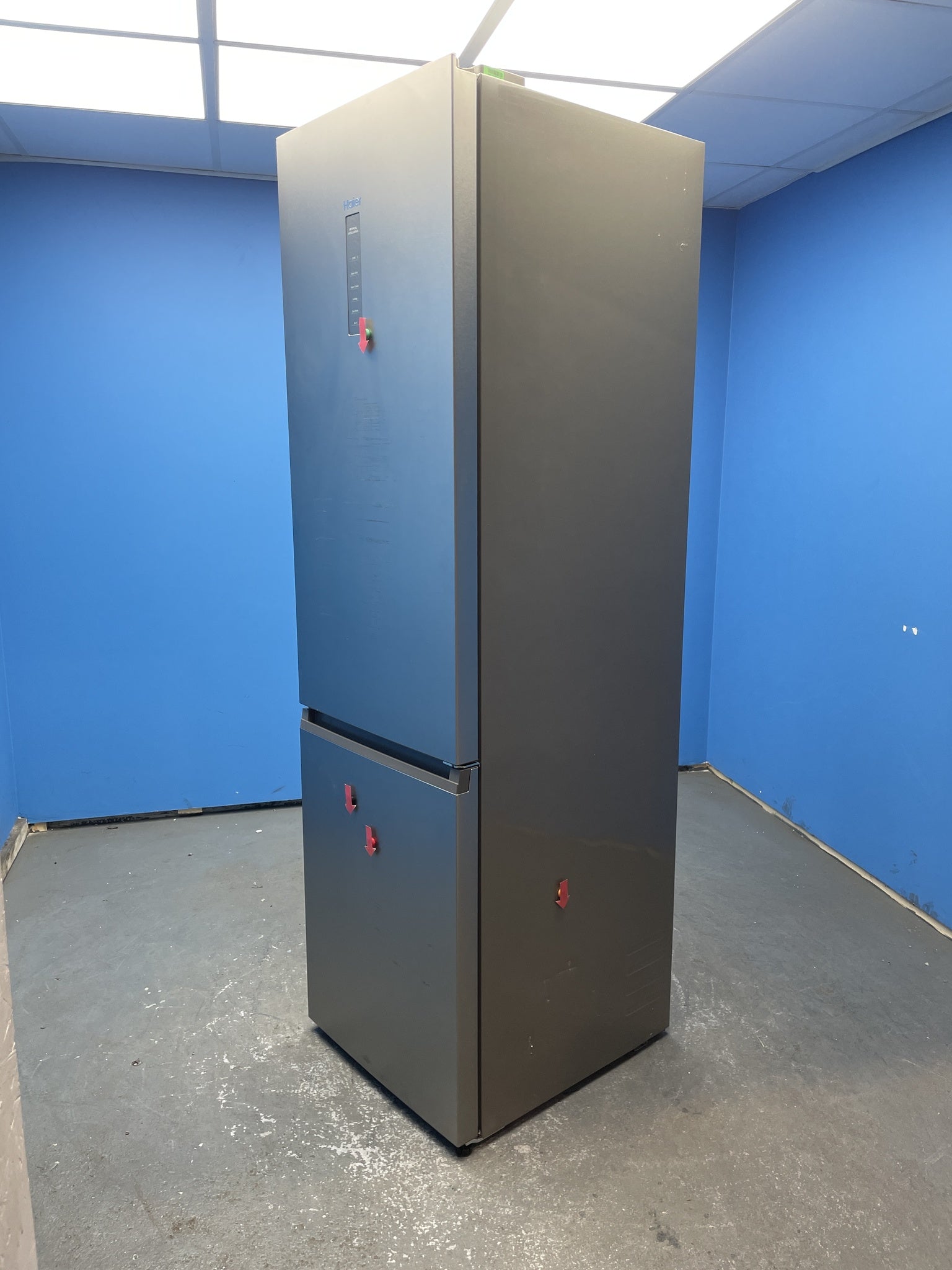 Haier HDPW5620ANPD 409L 60cm Frost Free Fridge Freezer