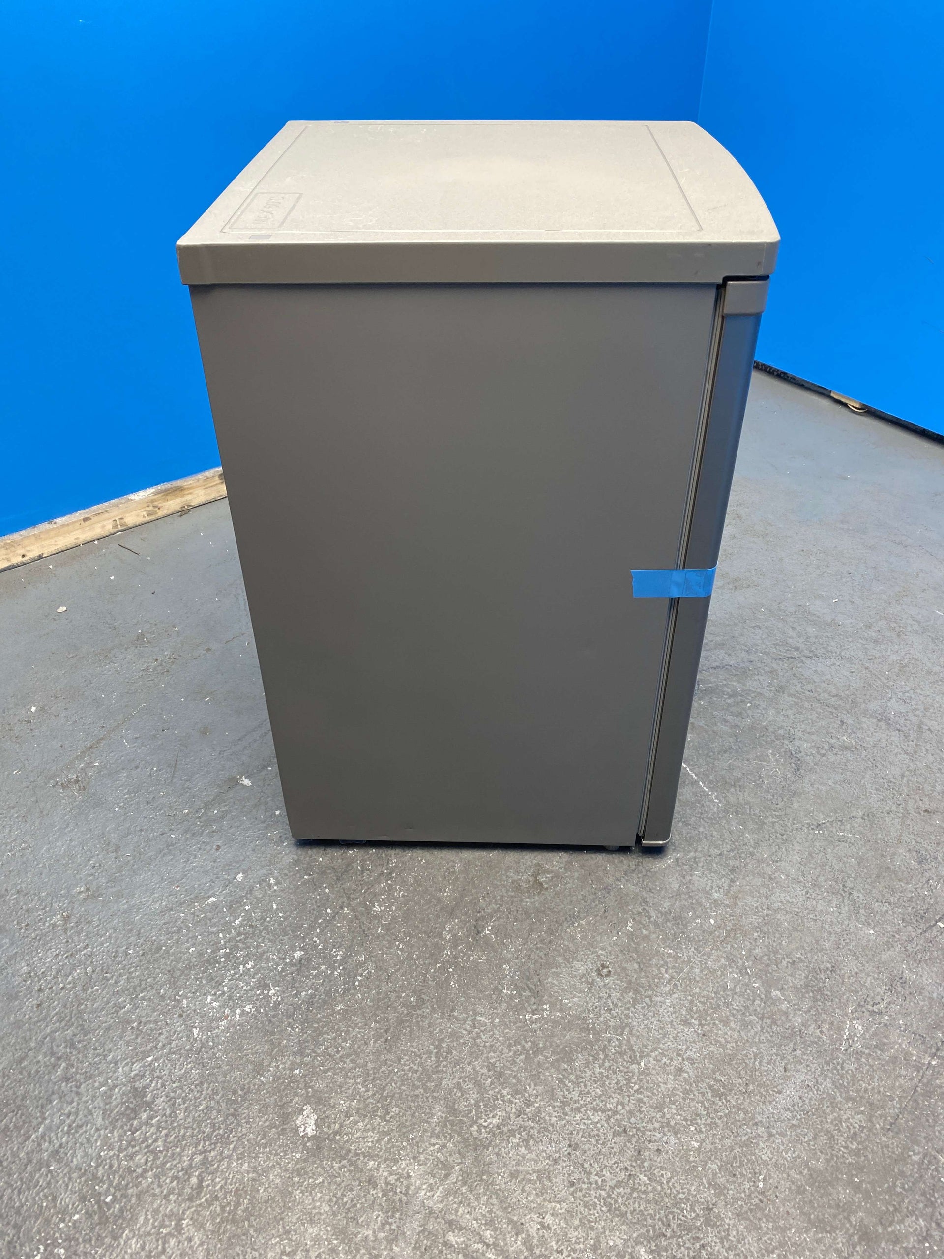 Igenix IG255X 136 Litre Undercounter Fridge