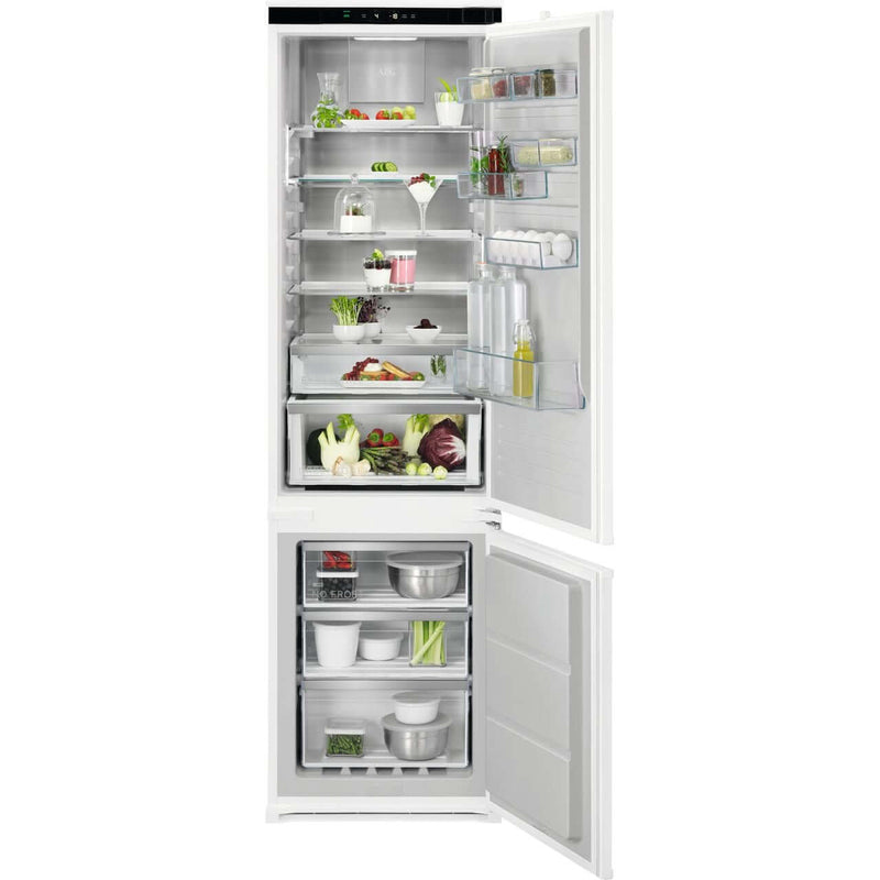 AEG 8000 Series NSC8M191DS Integrated Fridge Freezer - Renew 2 U