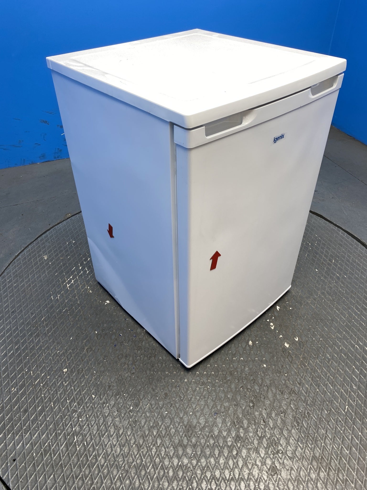 Igenix IG255W 136 Litre Under Counter Fridge