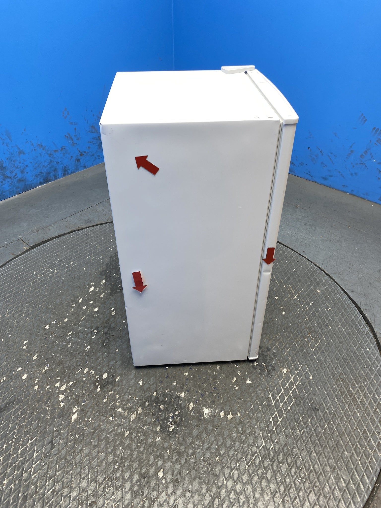 Comfee RCD93WH2(E) Under Counter Fridge with Cooler Box