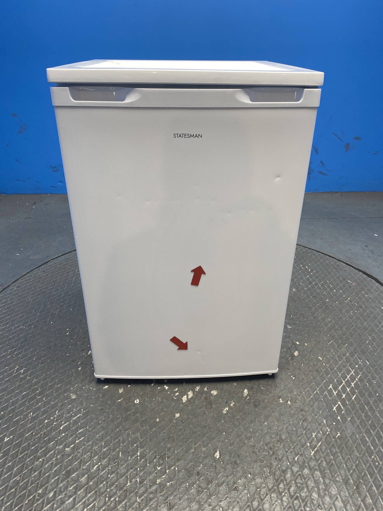 Statesman L255W 113 Litre 55cm Under Counter Fridge
