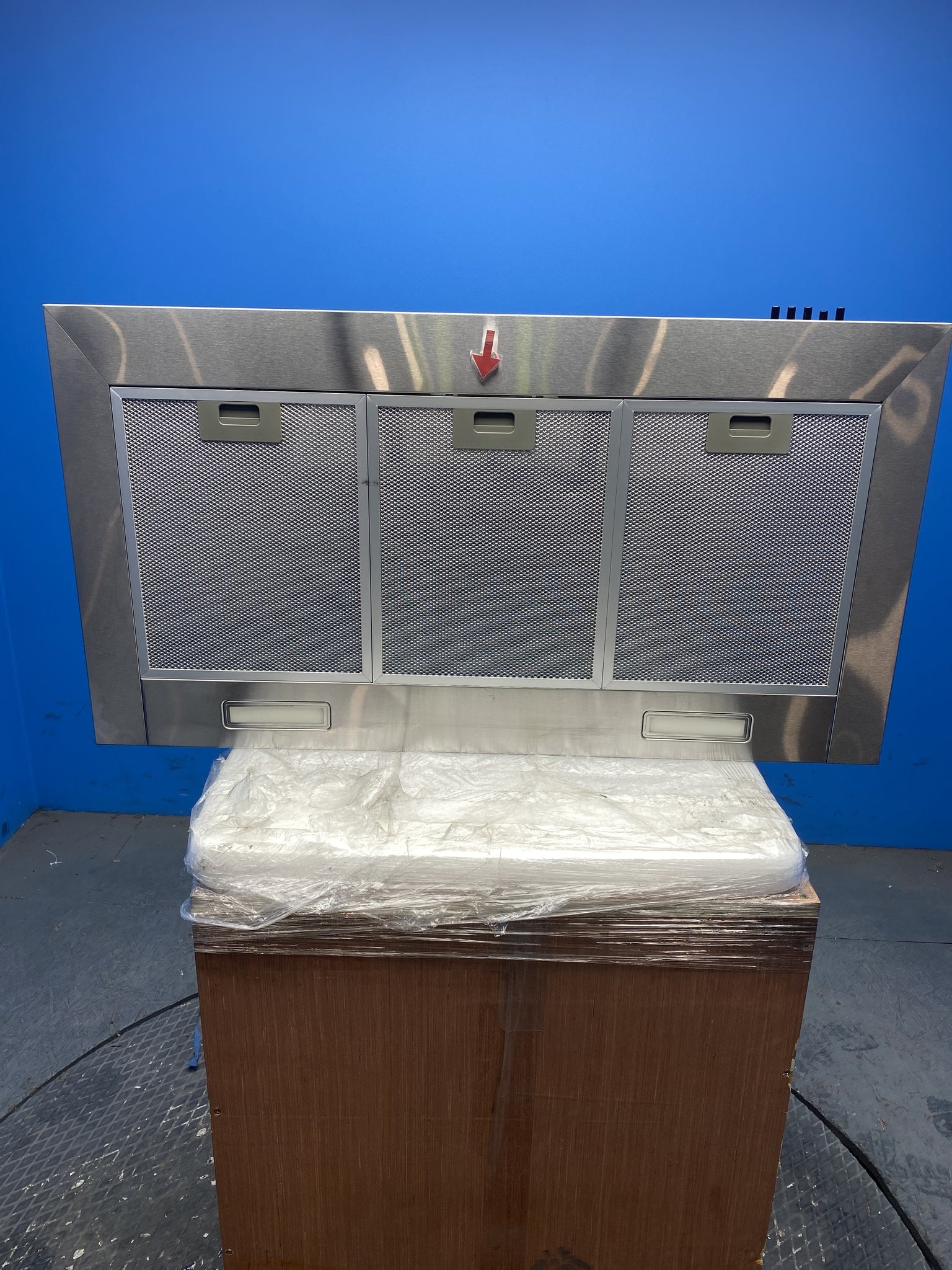 #GRC-147-470 - Candy CCE90NX/1 90cm Wall Mounted Stainless Steel Chimney Hood