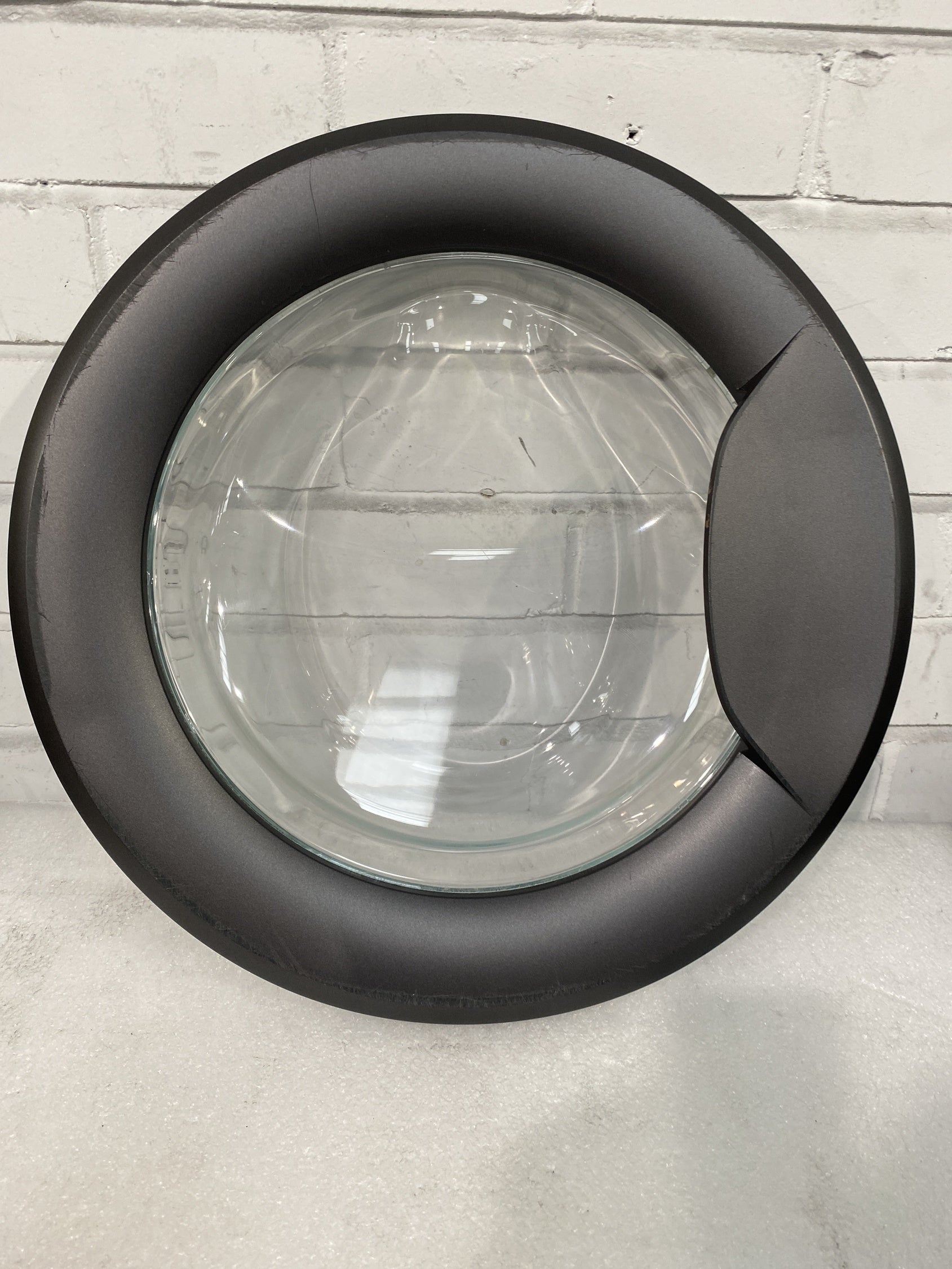 #GRC-158-330 - AEG L7WC84636BI Washing Machine Door