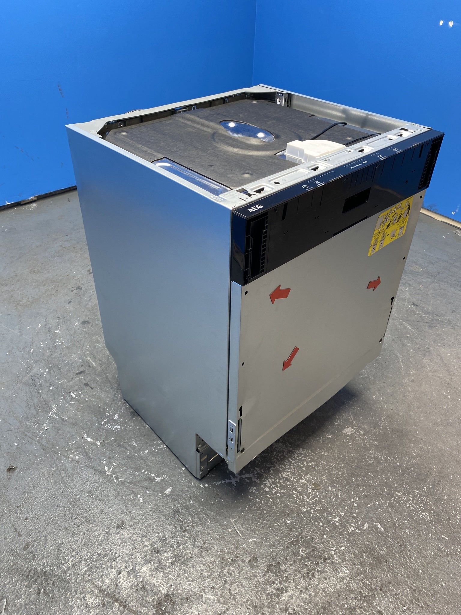 AEG 13 Place Integrated Dishwasher with AirDry