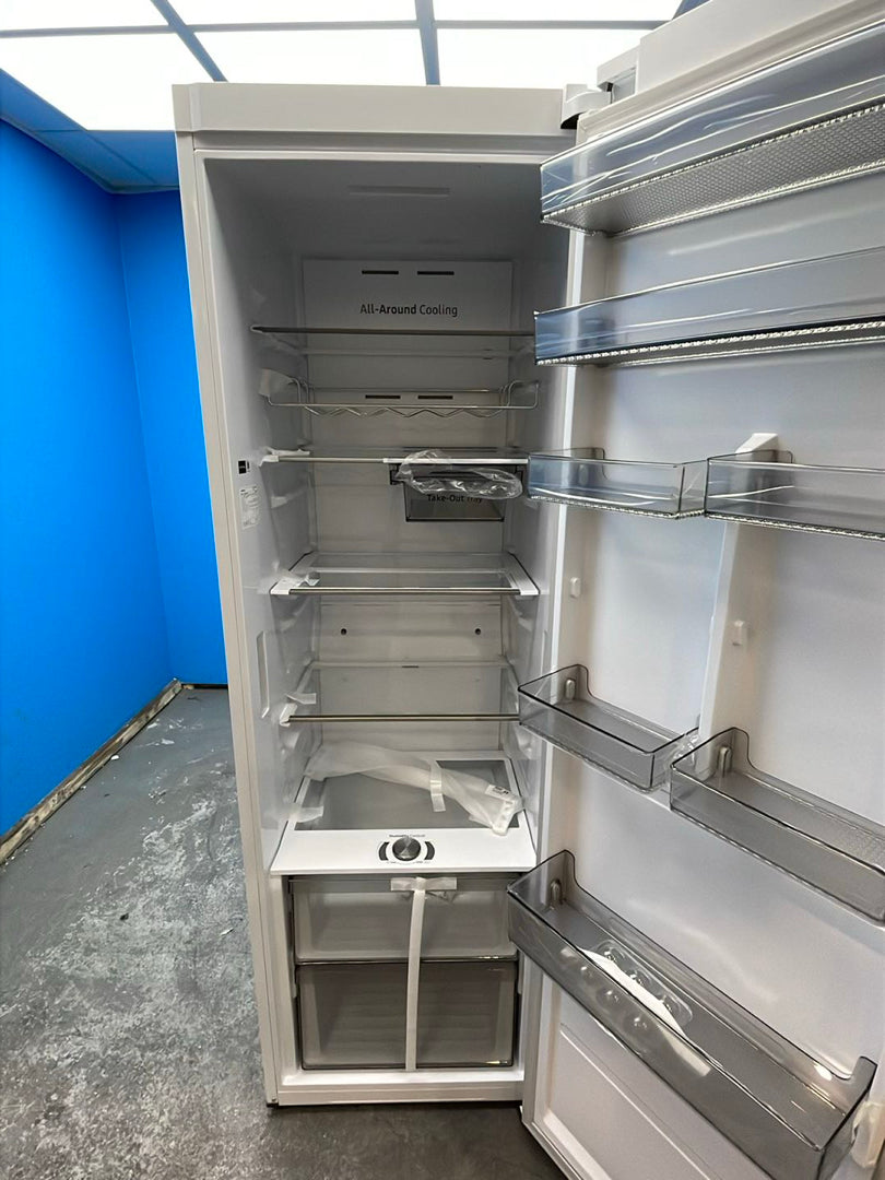 #GRC-162-228 - Samsung RR39C7BB7WW/EU Tall SpaceMax Larder Fridge