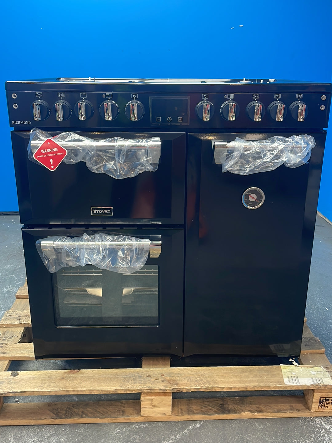 #GRC-164-322 - Stoves Richmond 90cm Dual Fuel Range Cooker – 174L, 3 Ovens, SteamCleanse, Black