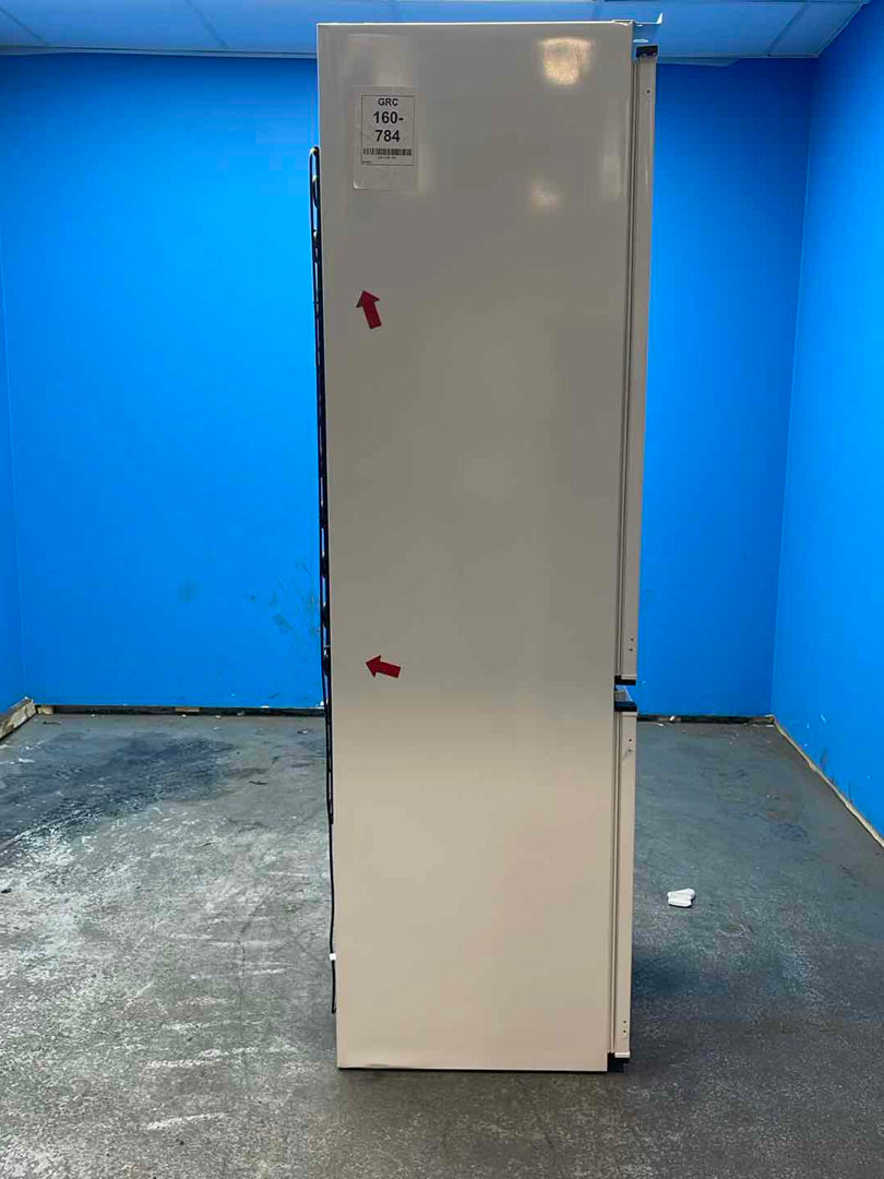 #GRC-160-784 - Candy Fresco CBBML18EK Integrated 50/50 Low Frost Fridge Freezer
