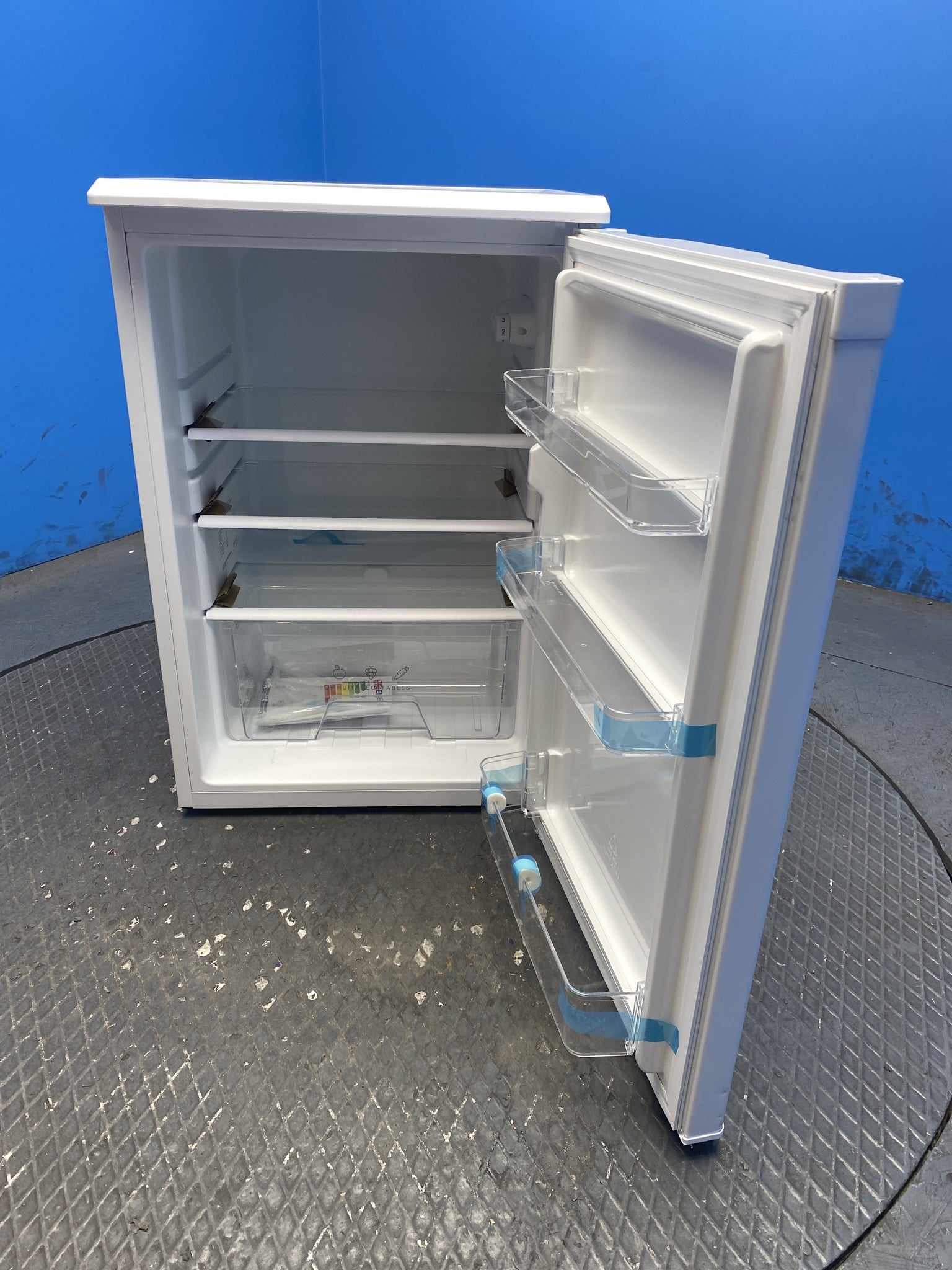 COMFEE' RCD133WH2(E) 131L Under-Counter Larder Fridge