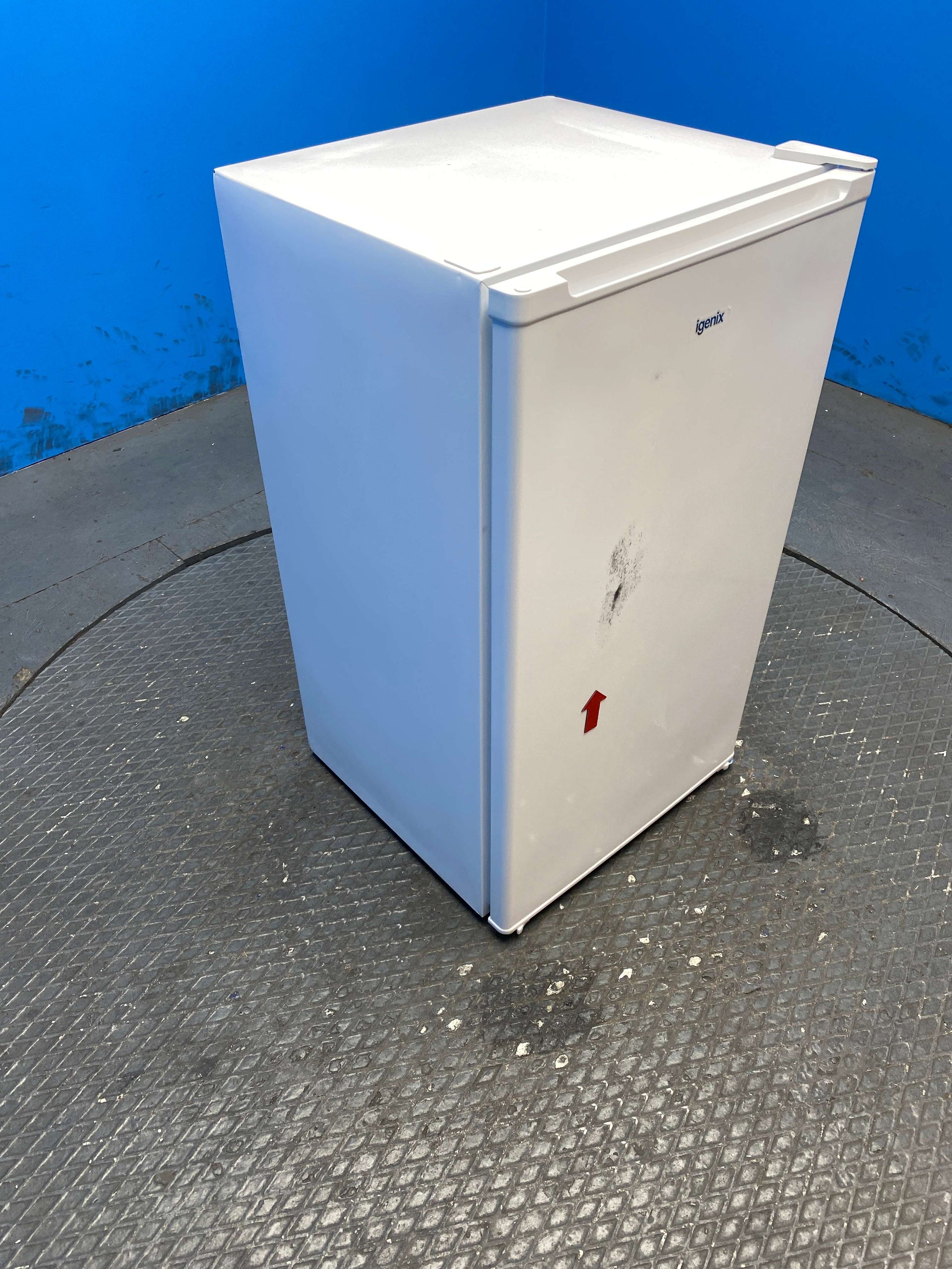 Igenix IGUFZ148W 60L Under Counter Freezer