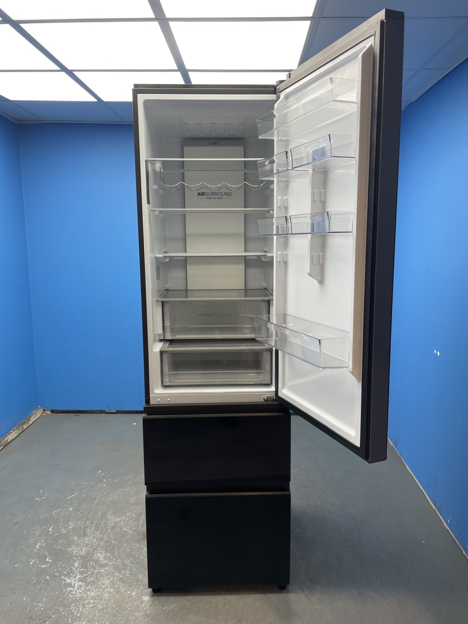 Haier 205cm No Frost Fridge Freezer – Obsidian Black