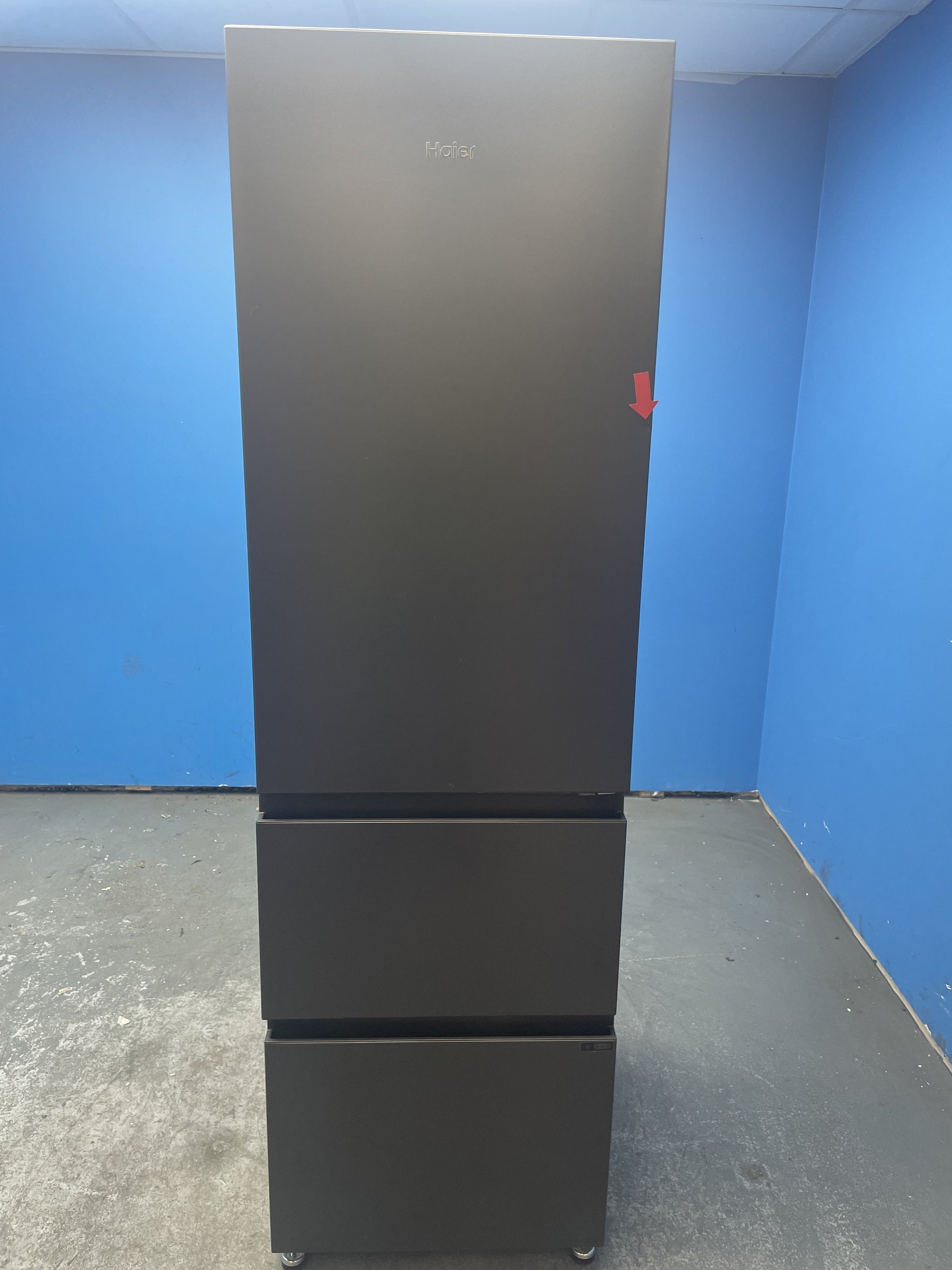 #GRC-159-944 - Haier HTR3518ENMTK 3D 55 Series 3 Total No Frost Fridge Freezer