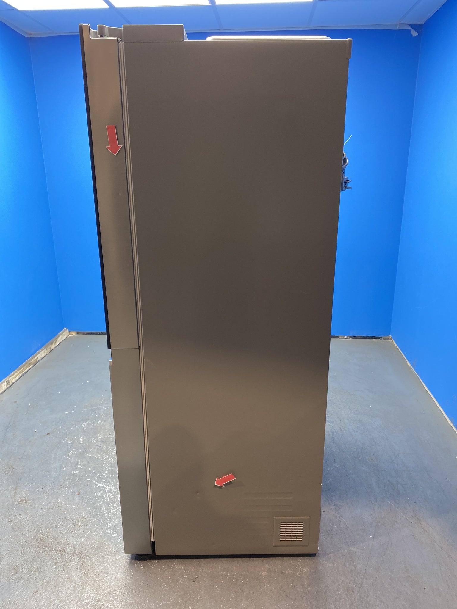 LG GSVV80PYLL 655L InstaView American Fridge Freezer